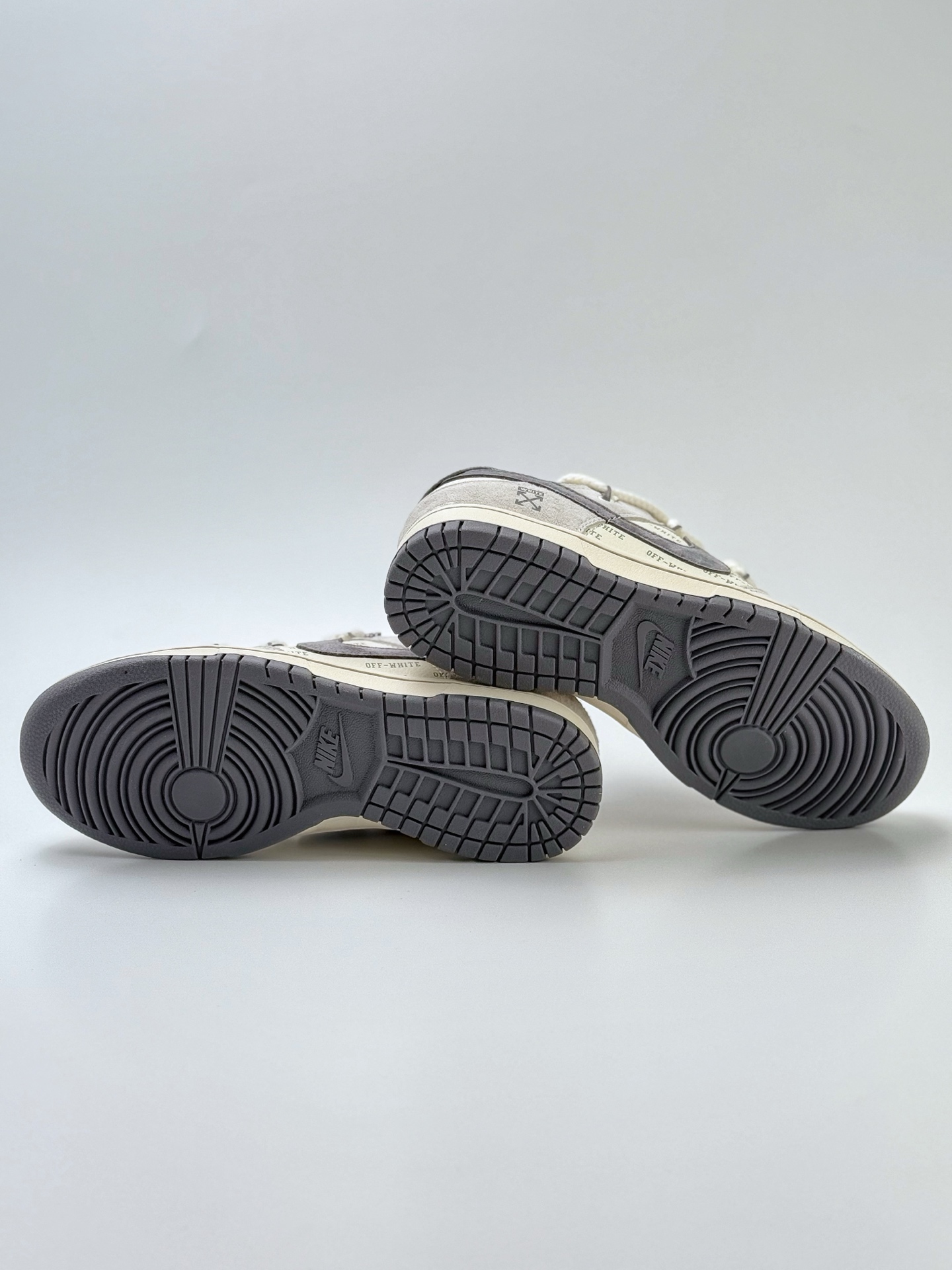 300 Nike SB Dunk Low 白灰小钩绑带满天星 YX5066-223