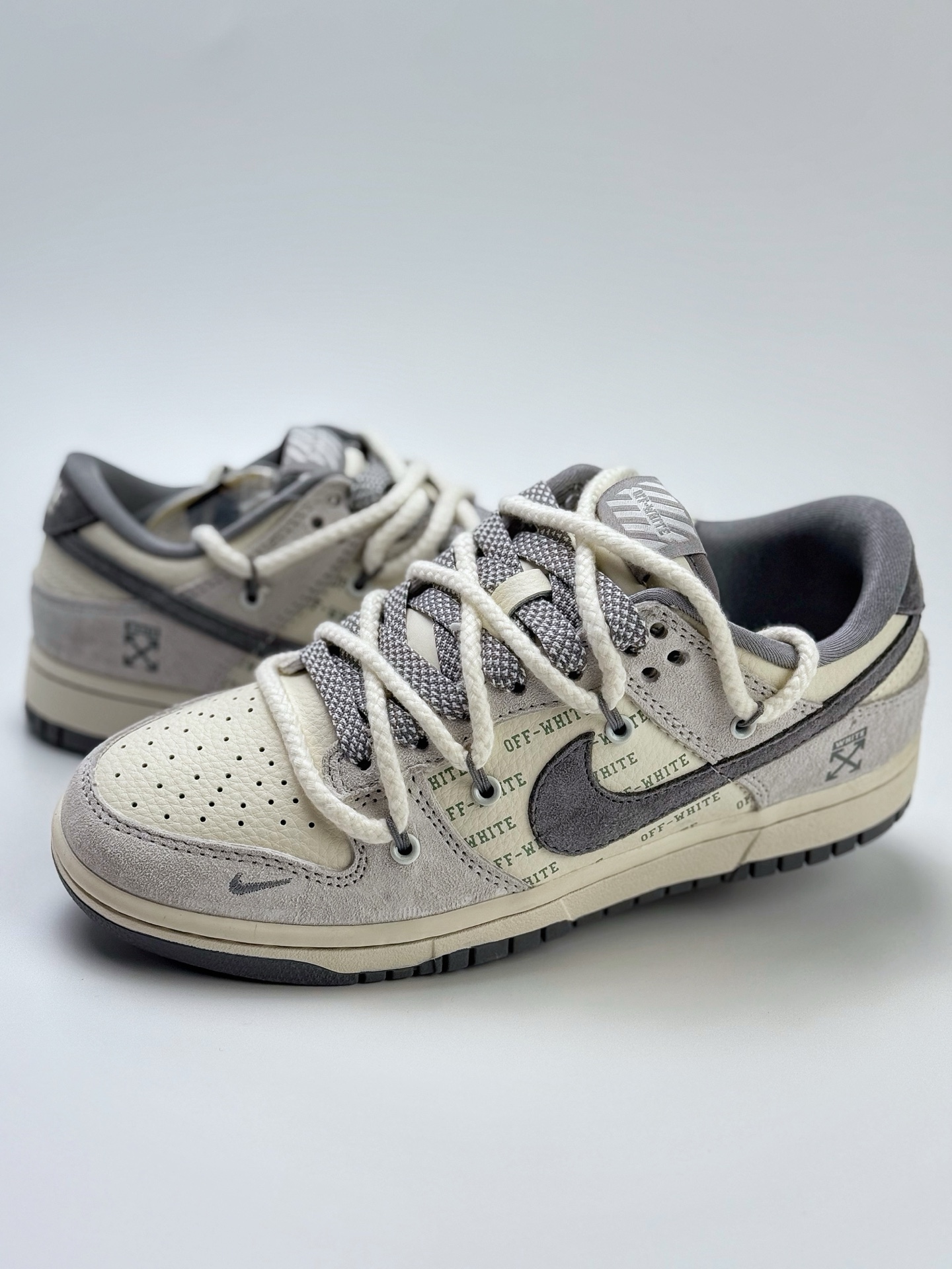 300 Nike SB Dunk Low 白灰小钩绑带满天星 YX5066-223