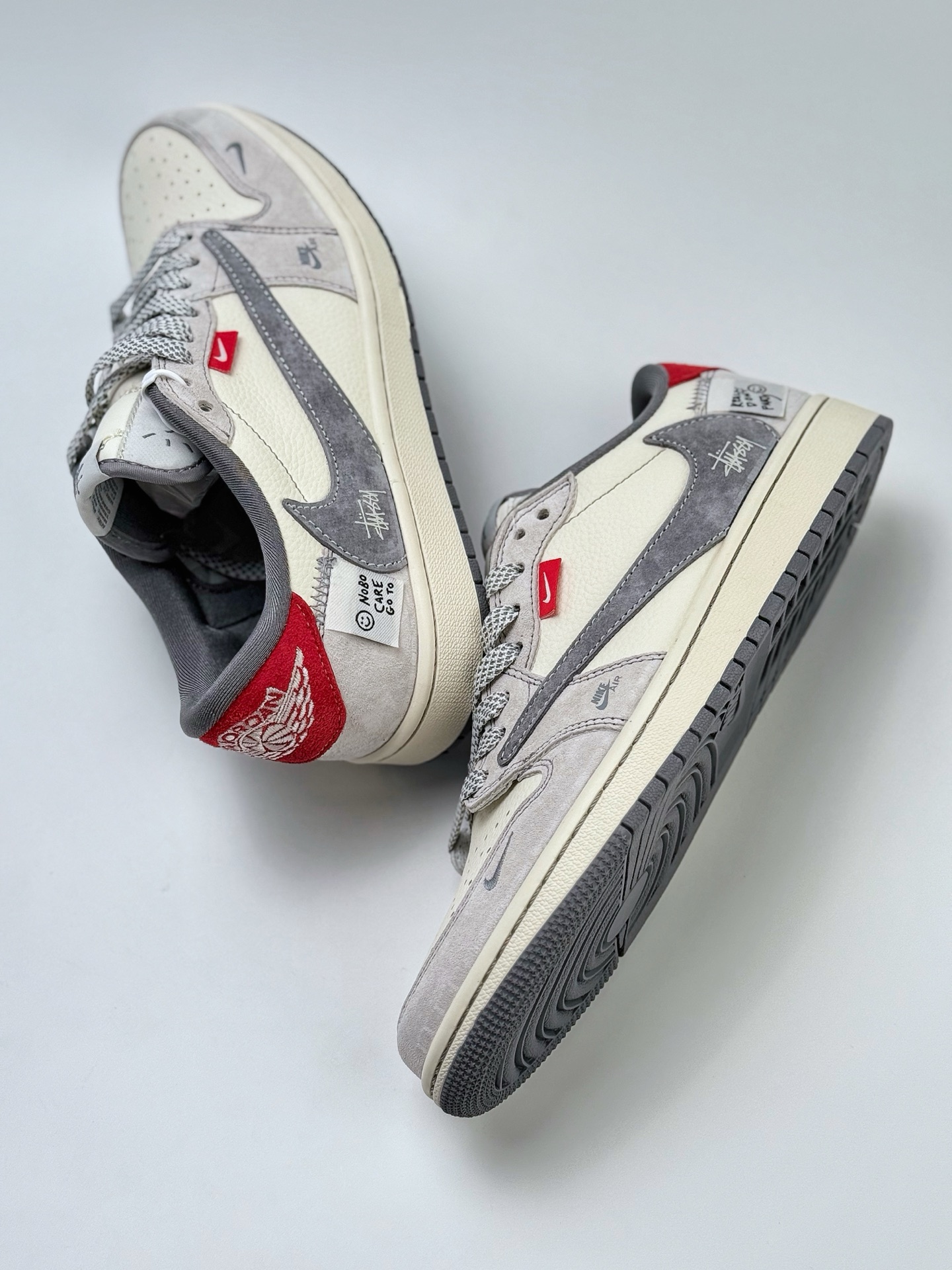 280 Travis Scott x Nike Air Jordan 1 Low x Stussy Air Jordan 1 Low 反转灰白小钩满天星倒钩  YX5066-300
