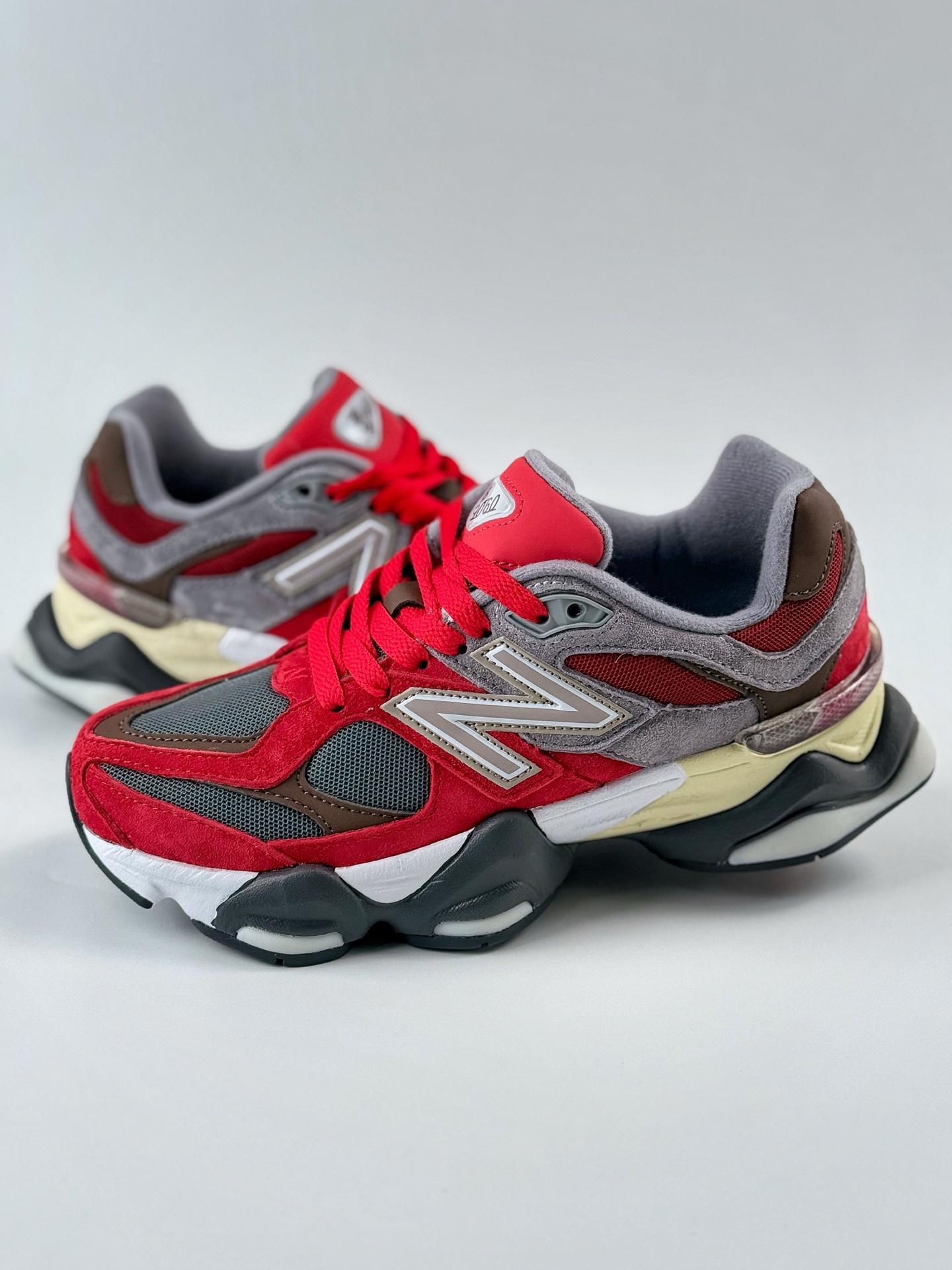 Joe Freshgoods x New Balance 版本 NB9060 联名款 复古休闲运动慢跑鞋 U9060YZA