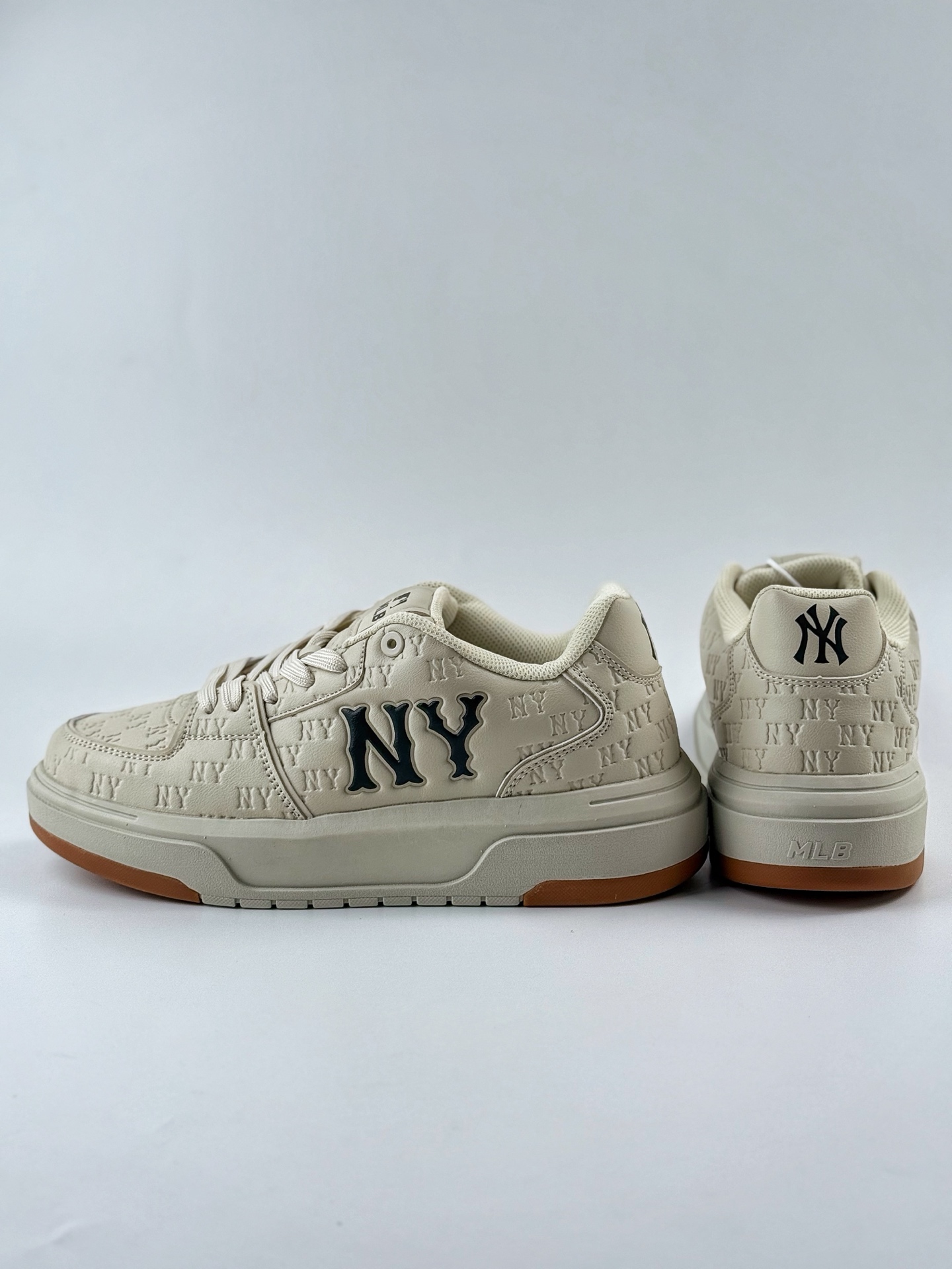 NY美国榄球洋基队 x MLB Chunky Runner Basic 厚底老爹厚底休闲运动慢跑鞋 3ASXE015N