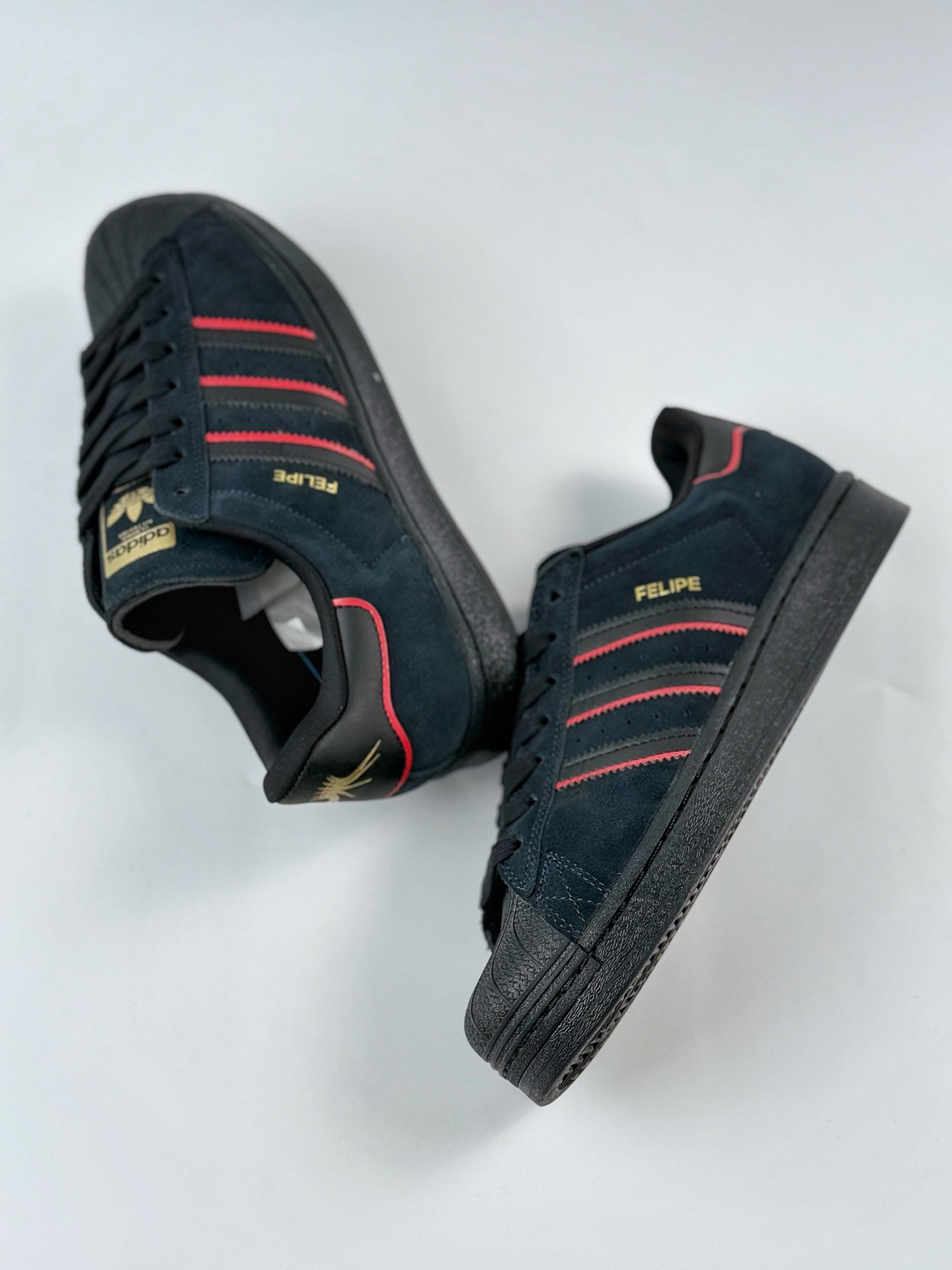 AD Originals Superstar x Feilpe Gustavo ADV ”Core Black/Better Scarlet” 黑红 JR7831