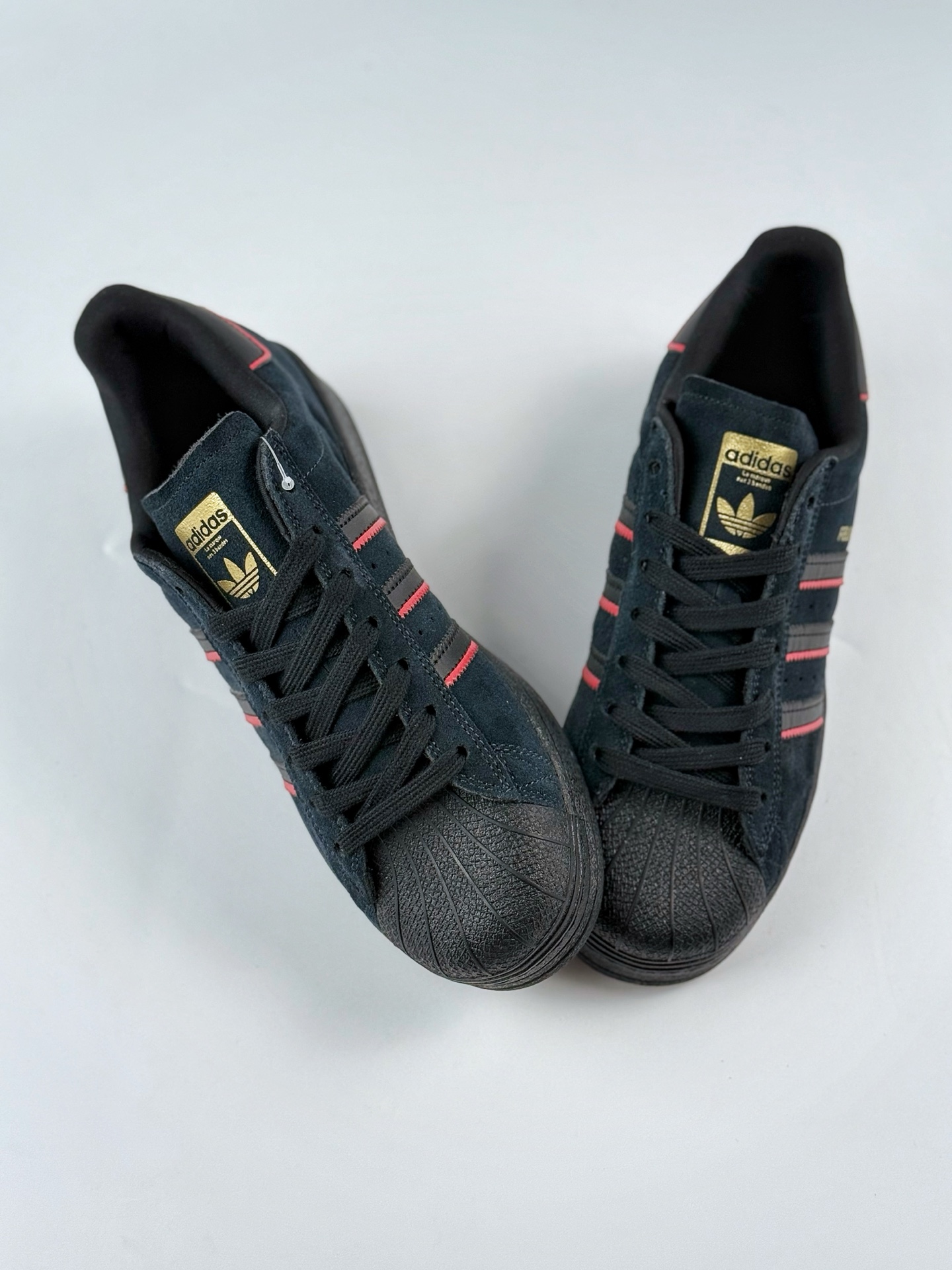 AD Originals Superstar x Feilpe Gustavo ADV ”Core Black/Better Scarlet” 黑红 JR7831
