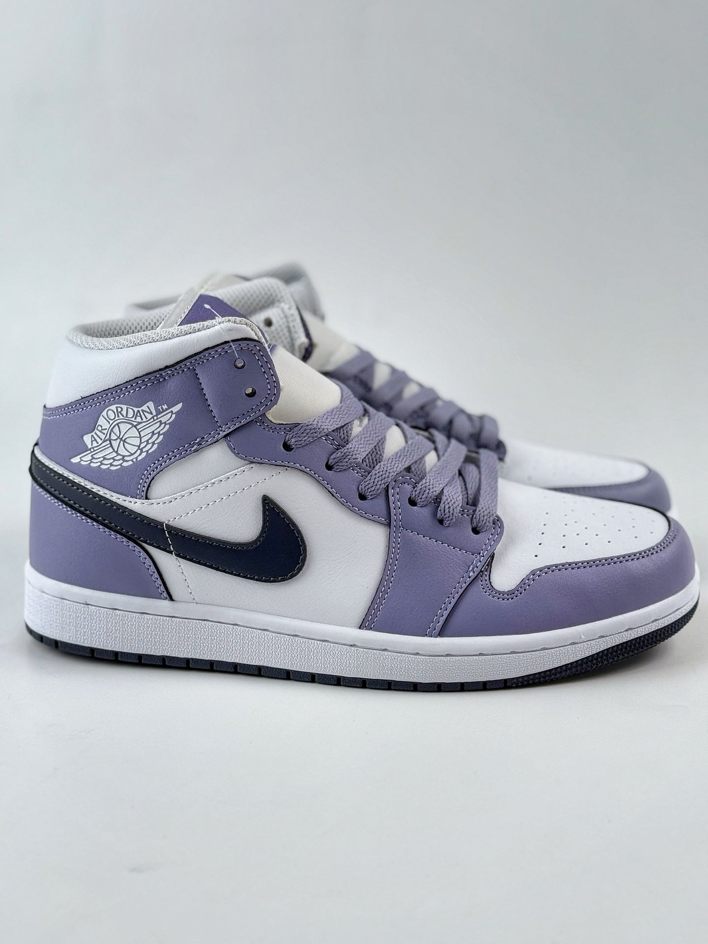 Air Jordan 1 Mid ”Blueberry” 白紫 DQ842-145