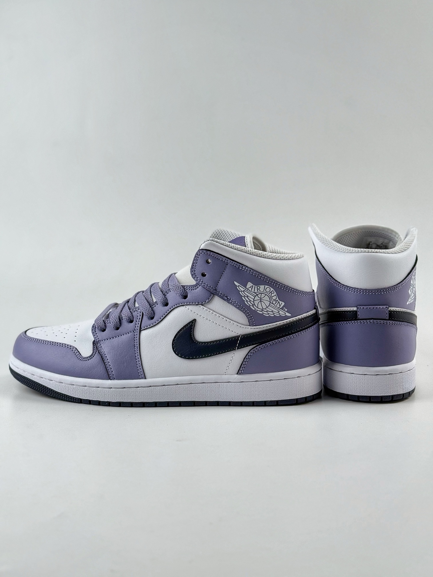 Air Jordan 1 Mid ”Blueberry” 白紫 DQ842-145