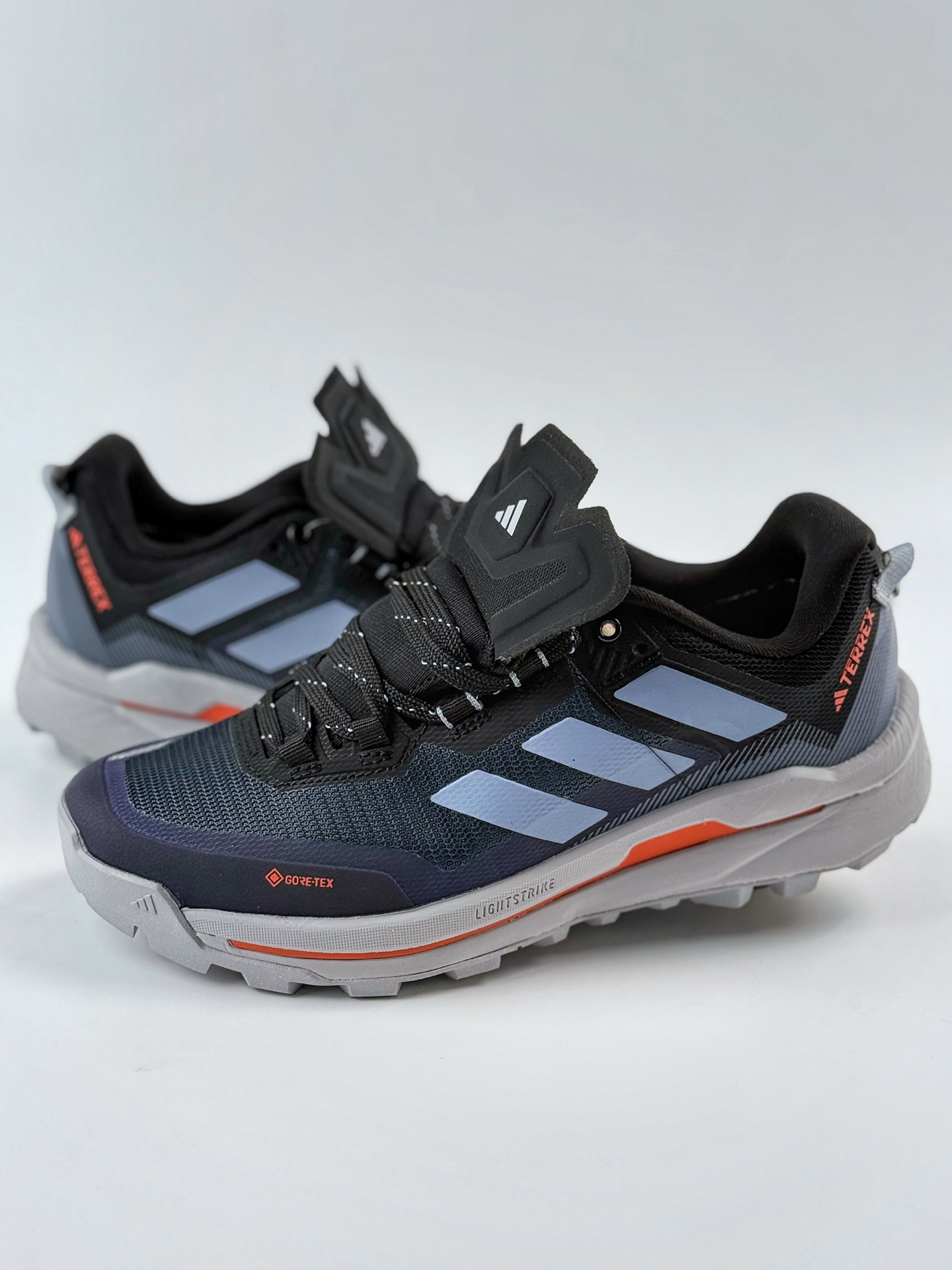 Adidas TERREX SKYCHASER TECH GTX 阿迪GTX 运动网面透气跑鞋 IE9909