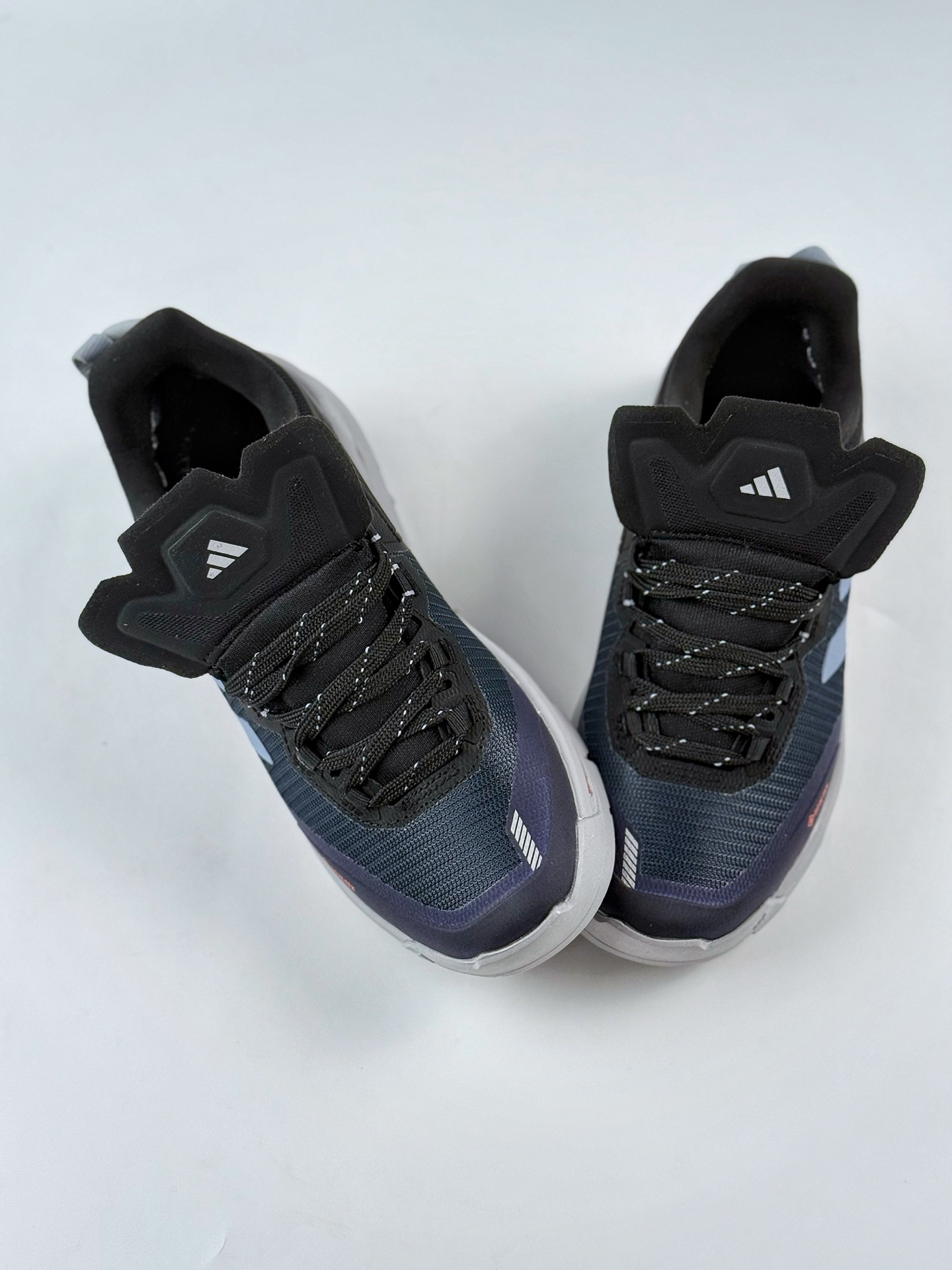 Adidas TERREX SKYCHASER TECH GTX 阿迪GTX 运动网面透气跑鞋 IE9909