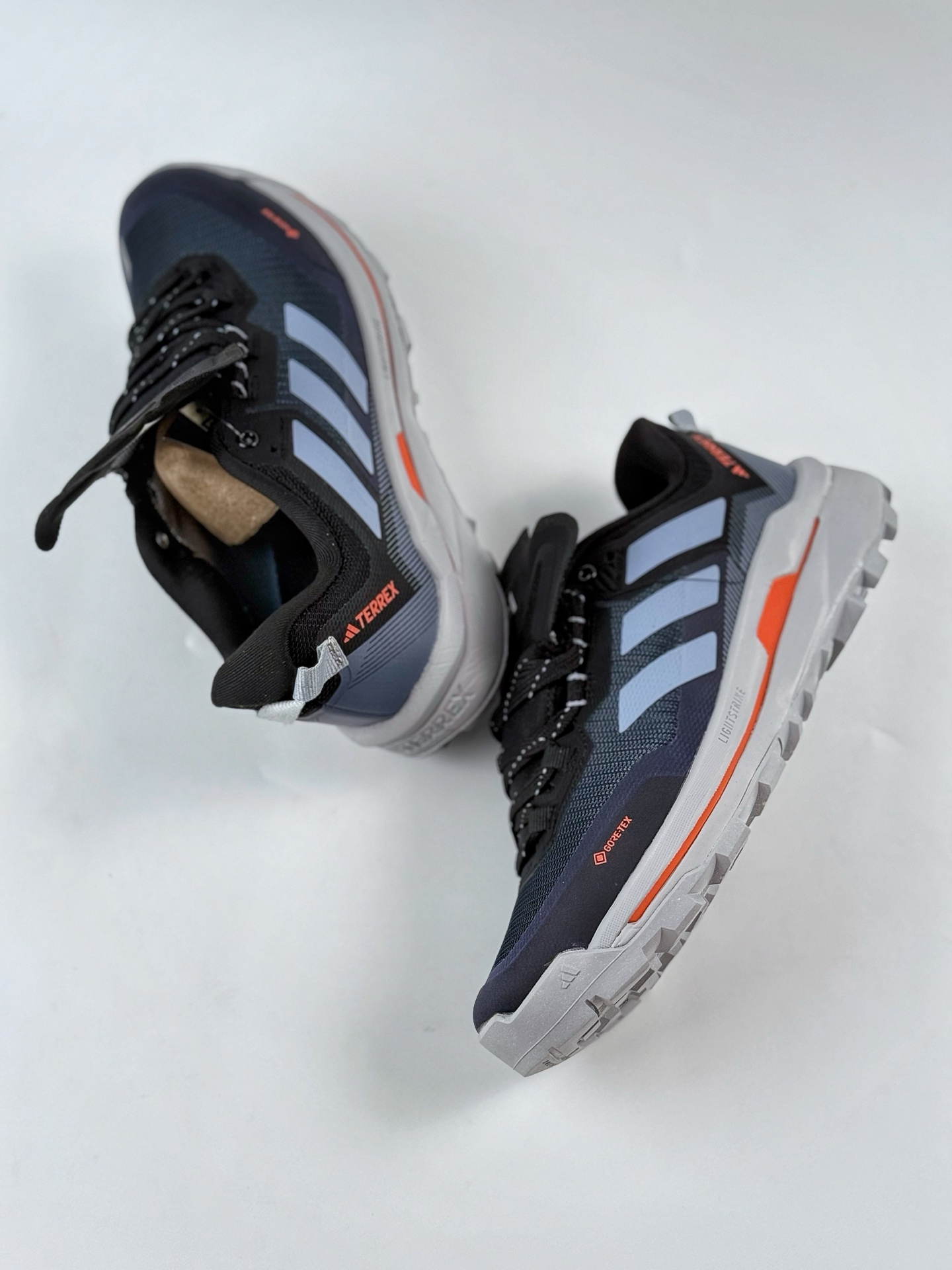 Adidas TERREX SKYCHASER TECH GTX 阿迪GTX 运动网面透气跑鞋 IE9909