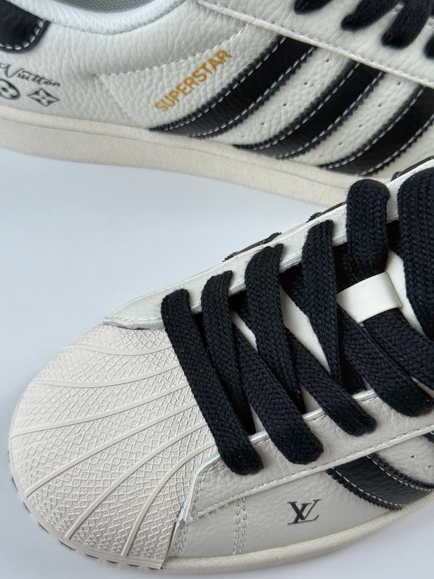 AD Originals Superstar x Louis Vuitton 白黑 JY8902