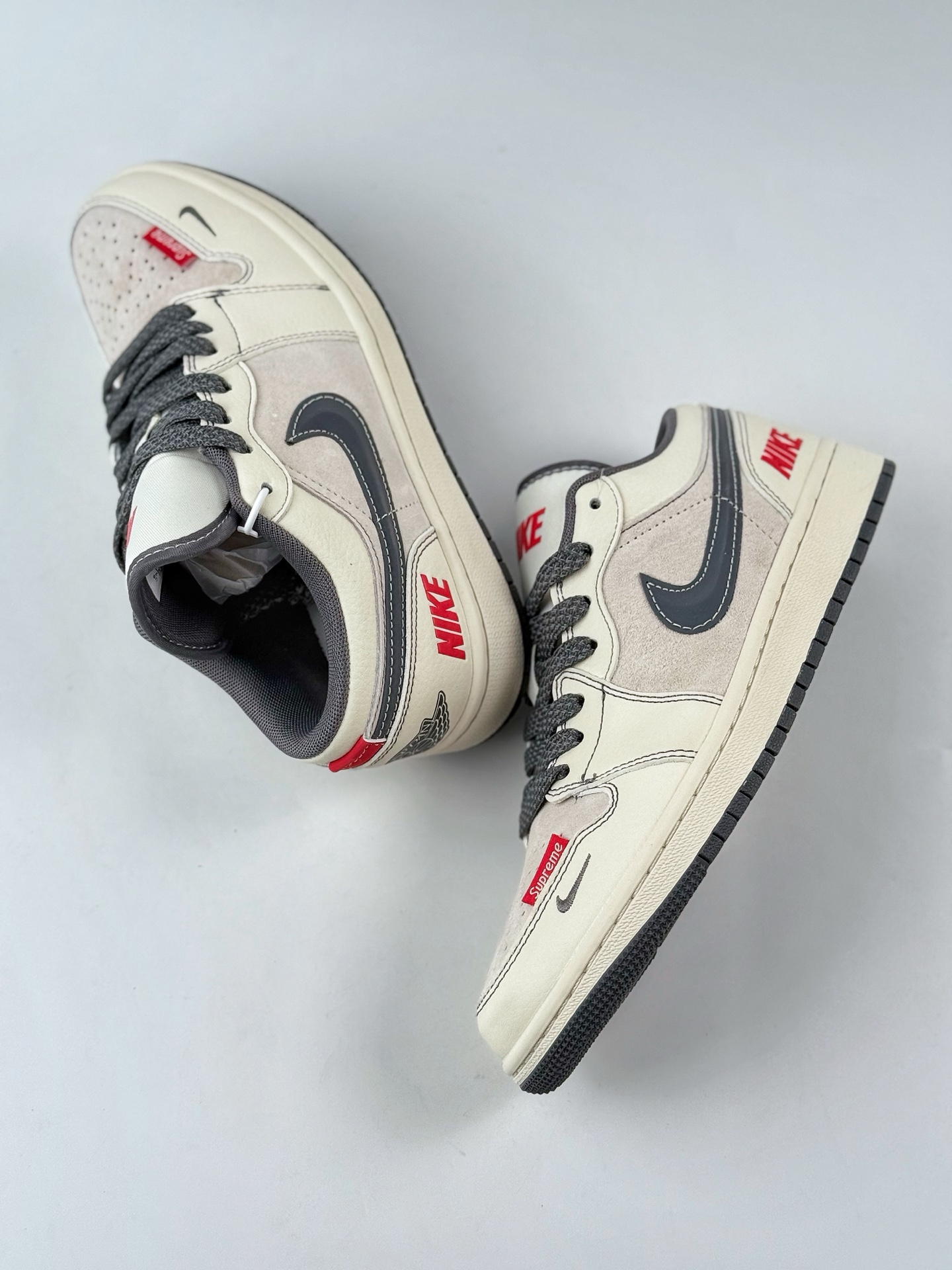 Air Jordan 1 Retro Low x Supreme 白灰小钩满天星 XS6086-008