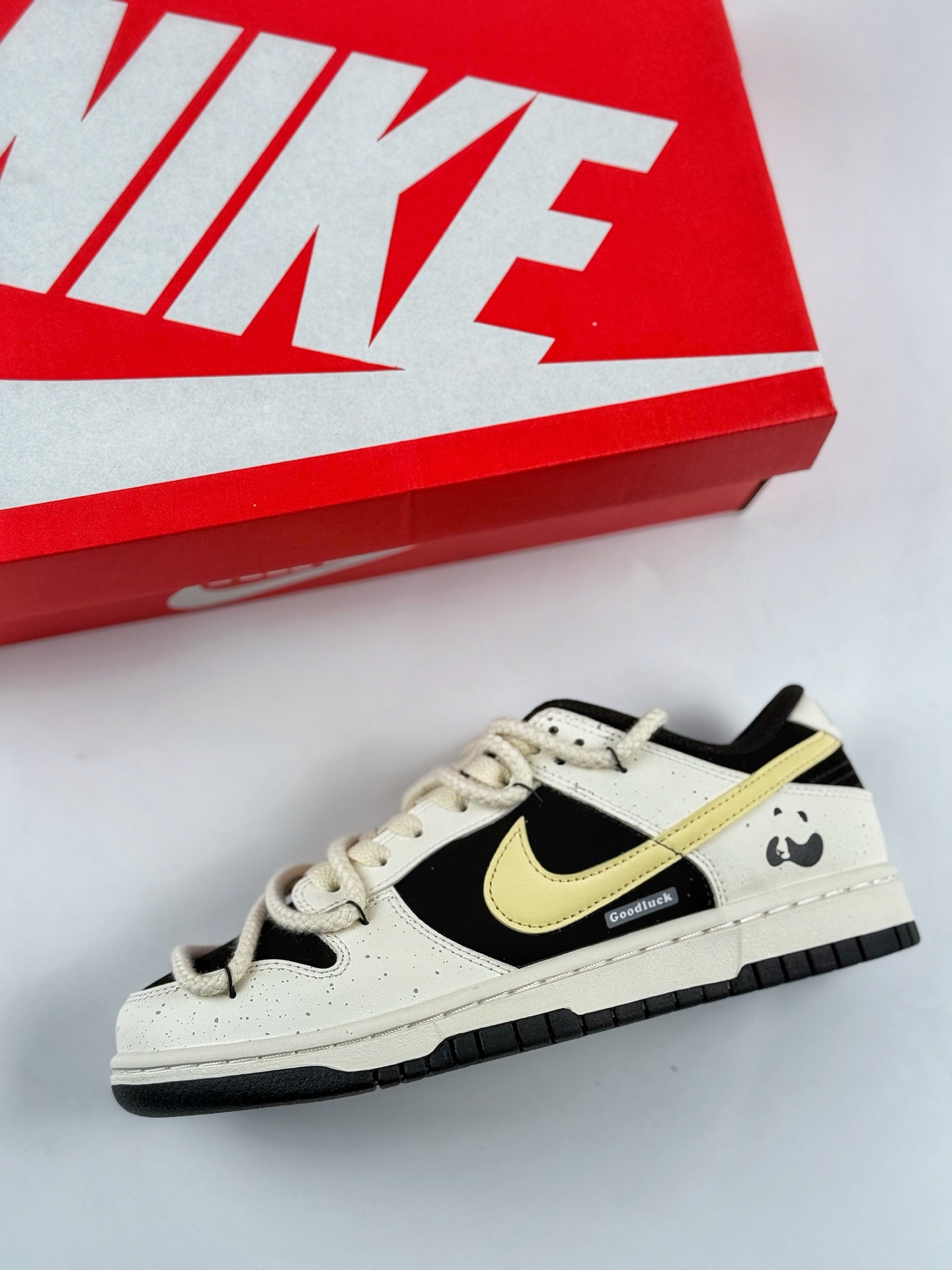 Nike SB Dunk Low 小熊猫奶酪 TMS 蛇年CNY 多巴胺 DD1391-100
