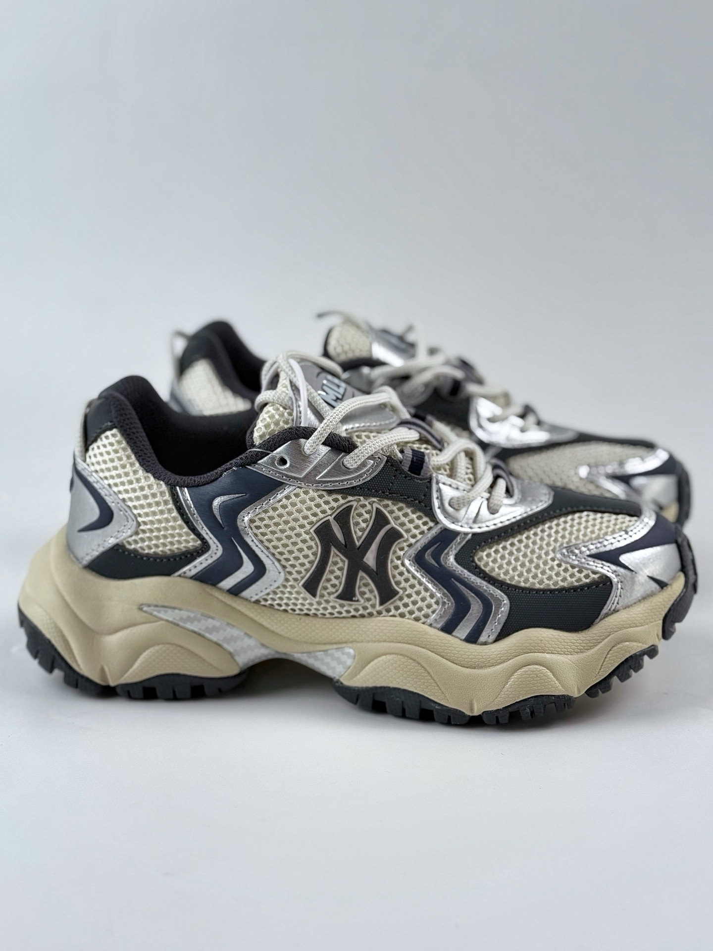 NY美国榄球洋基队 x MLB Chunky Runner Basic 厚底老爹厚底休闲运动慢跑鞋 3ASHW075N