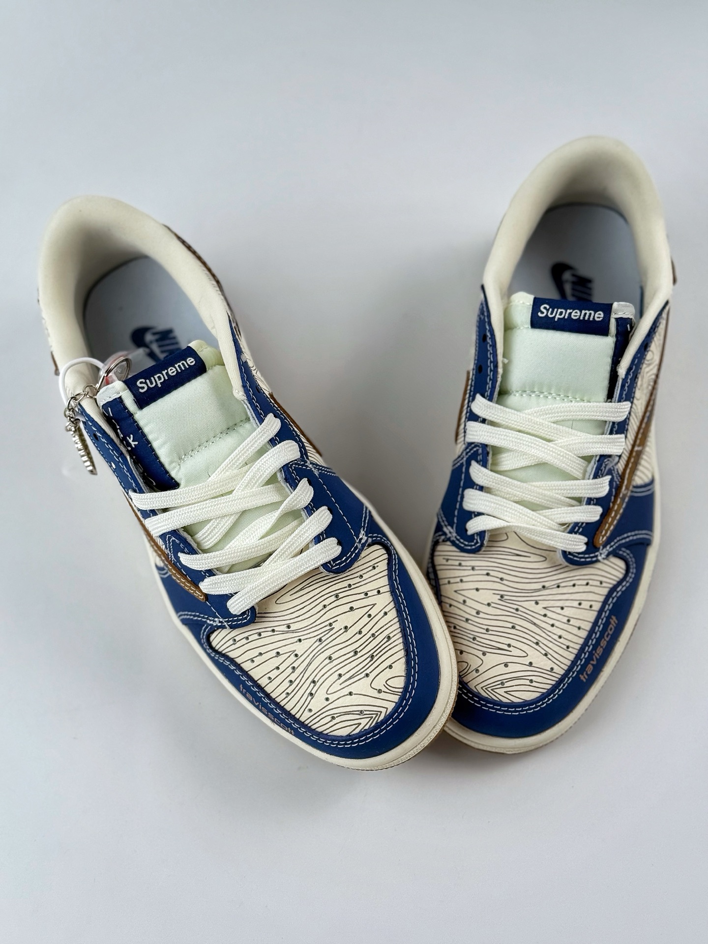 Travis Scott x Nike Air Jordan 1 Low Air Jordan 1 Low 反转白蓝棕倒钩 XS2024-007