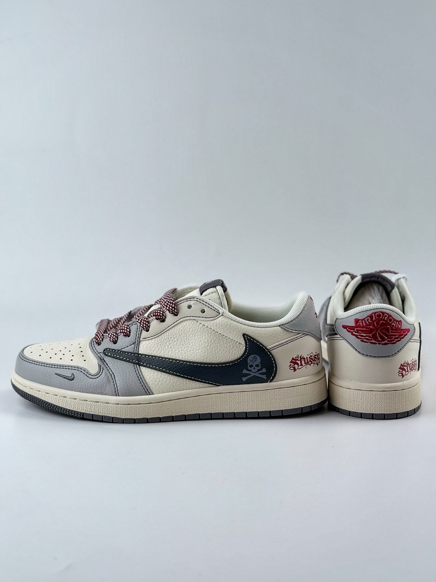 Travis Scott x Nike Air Jordan 1 Low x Stussy Air Jordan 1 Low 反转白灰黑小钩满天星倒钩 JJ2508-553