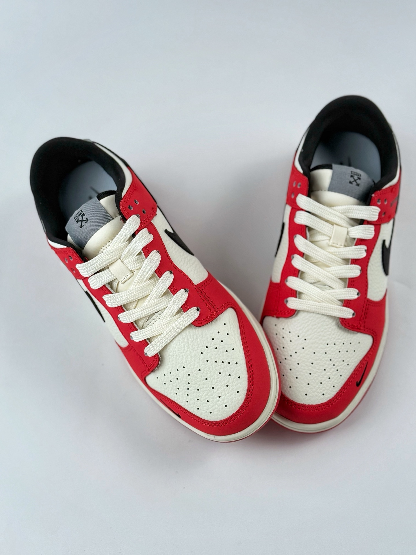 Nike SB Dunk Low x OFF-WHITE 白红黑小钩 XY2026-159