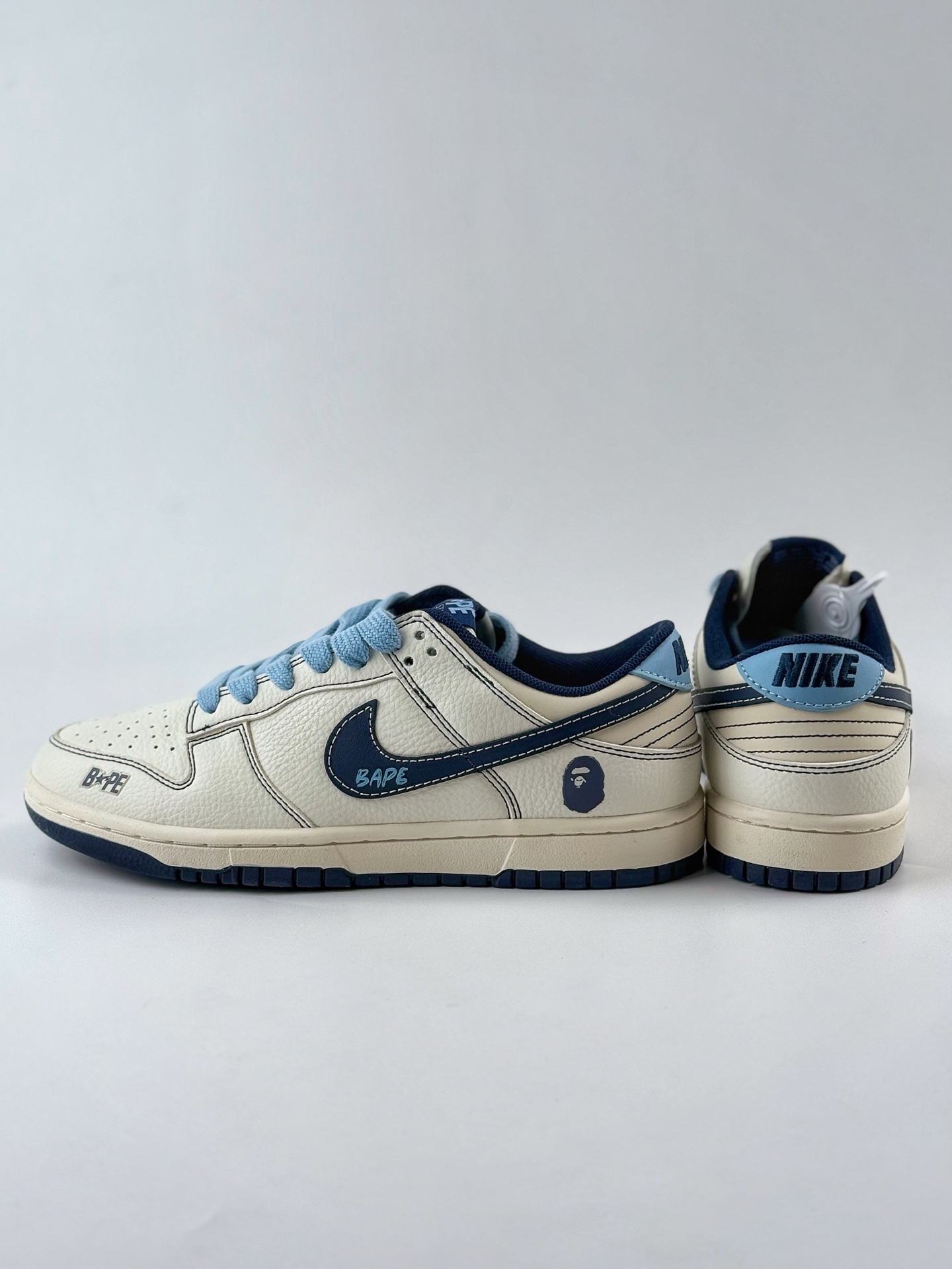 Nike SB Dunk Low x BAPE 白蓝 BZ2501-100