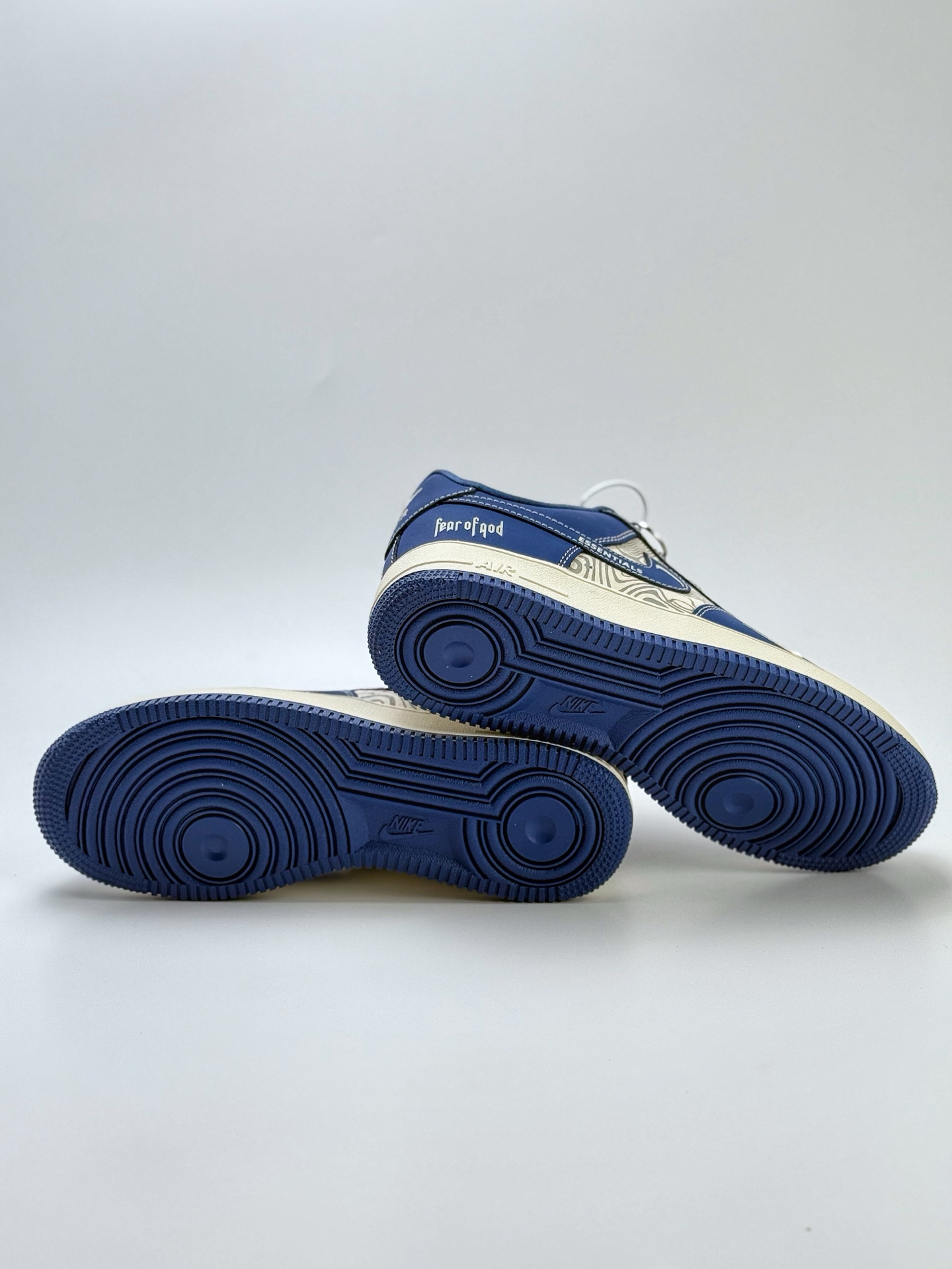 260 Nike Air Force 1 Low 07 x Fear Of God 蓝白小钩满天星 KK1988-079