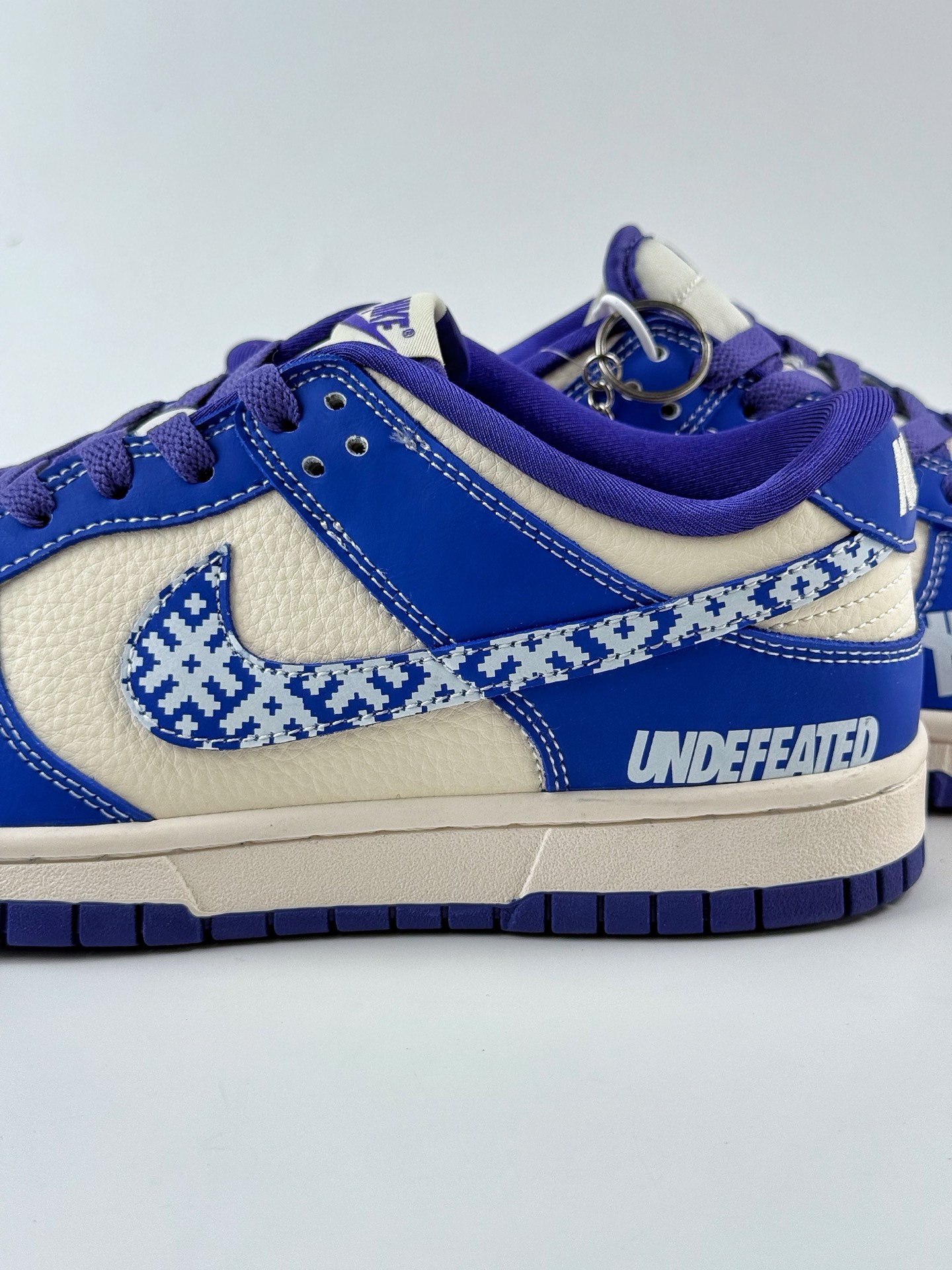 280 Nike SB Dunk Low x UNDEFEATED 蓝白小钩 KK1333-045