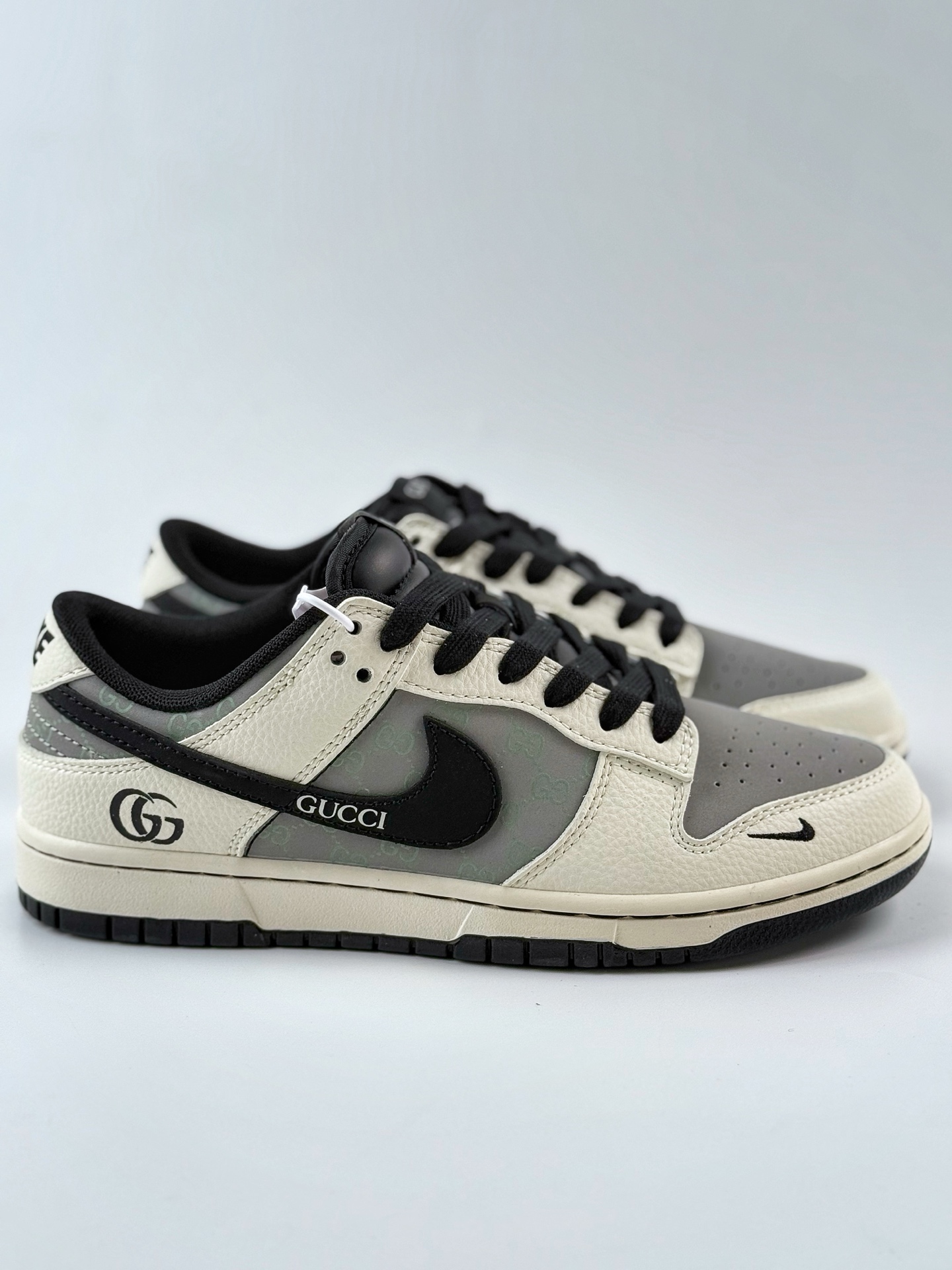 240 Nike SB Dunk Low x GUCCI 白灰黑小钩 XD1588-204
