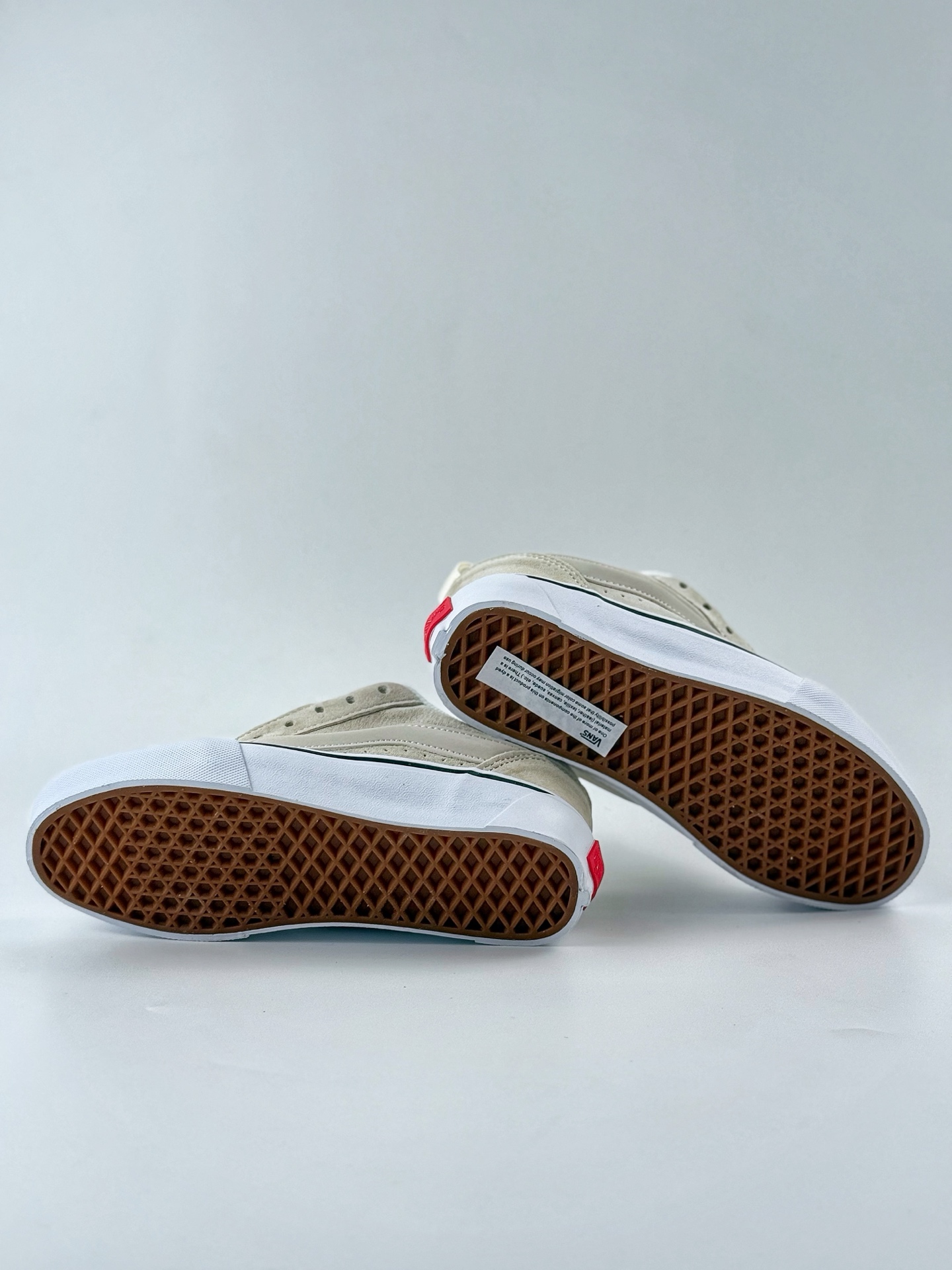 130 Vans Knu Skool 米白黑 低帮复古休闲硫化面包鞋