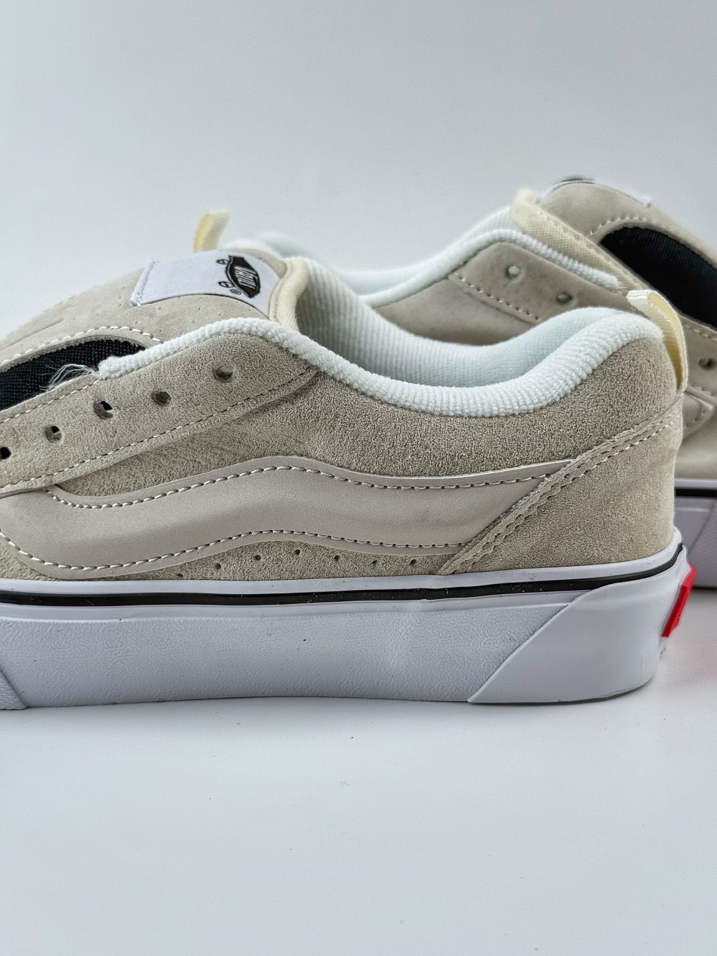 130 Vans Knu Skool 米白黑 低帮复古休闲硫化面包鞋