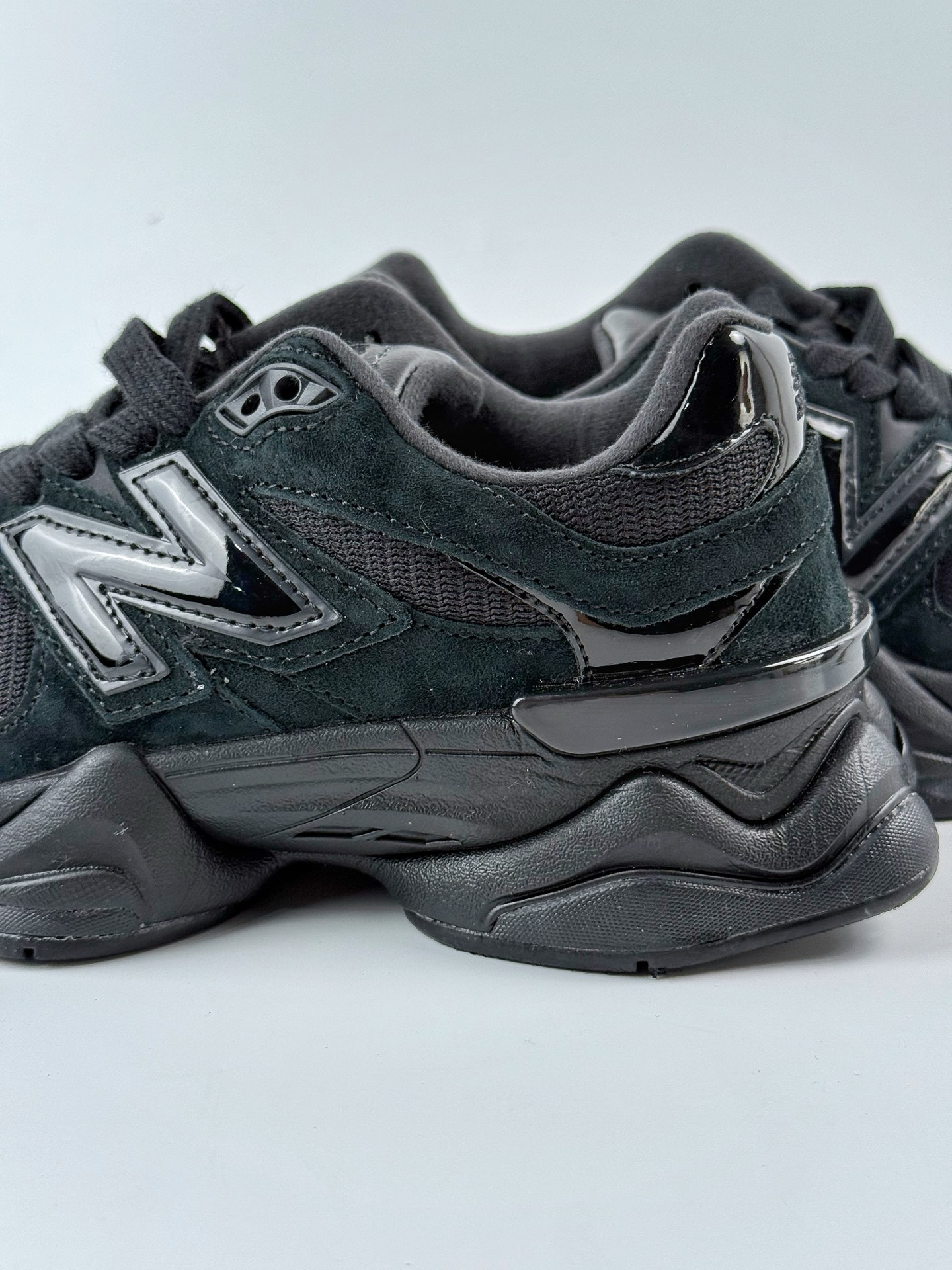 210 Joe Freshgoods x New Balance 版本 NB9060 联名款 复古休闲运动慢跑鞋 U9060ZBO
