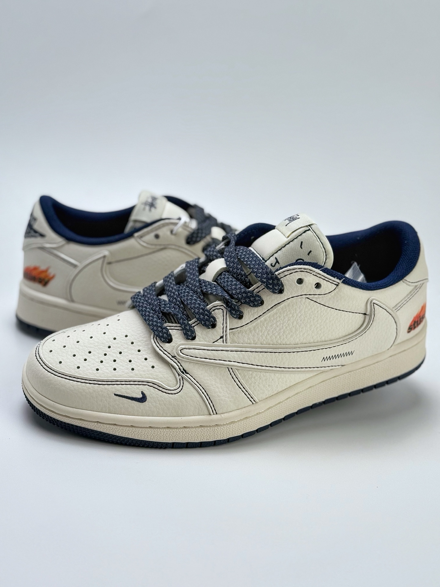 280 Travis Scott x Nike Air Jordan 1 Low x Stussy Air Jordan 1 Low 反转白蓝小钩满天星倒钩 ZH2598-230