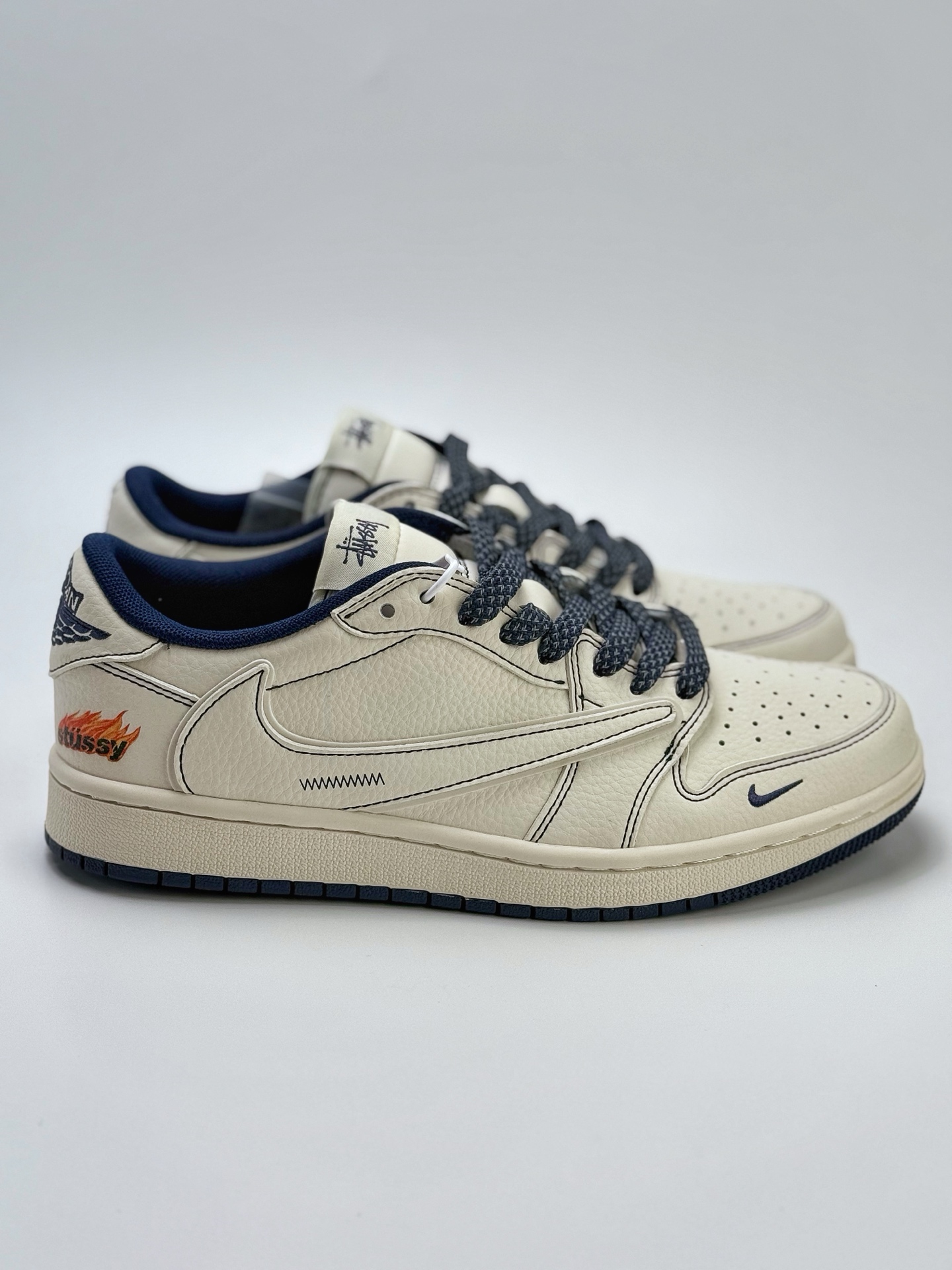280 Travis Scott x Nike Air Jordan 1 Low x Stussy Air Jordan 1 Low 反转白蓝小钩满天星倒钩 ZH2598-230