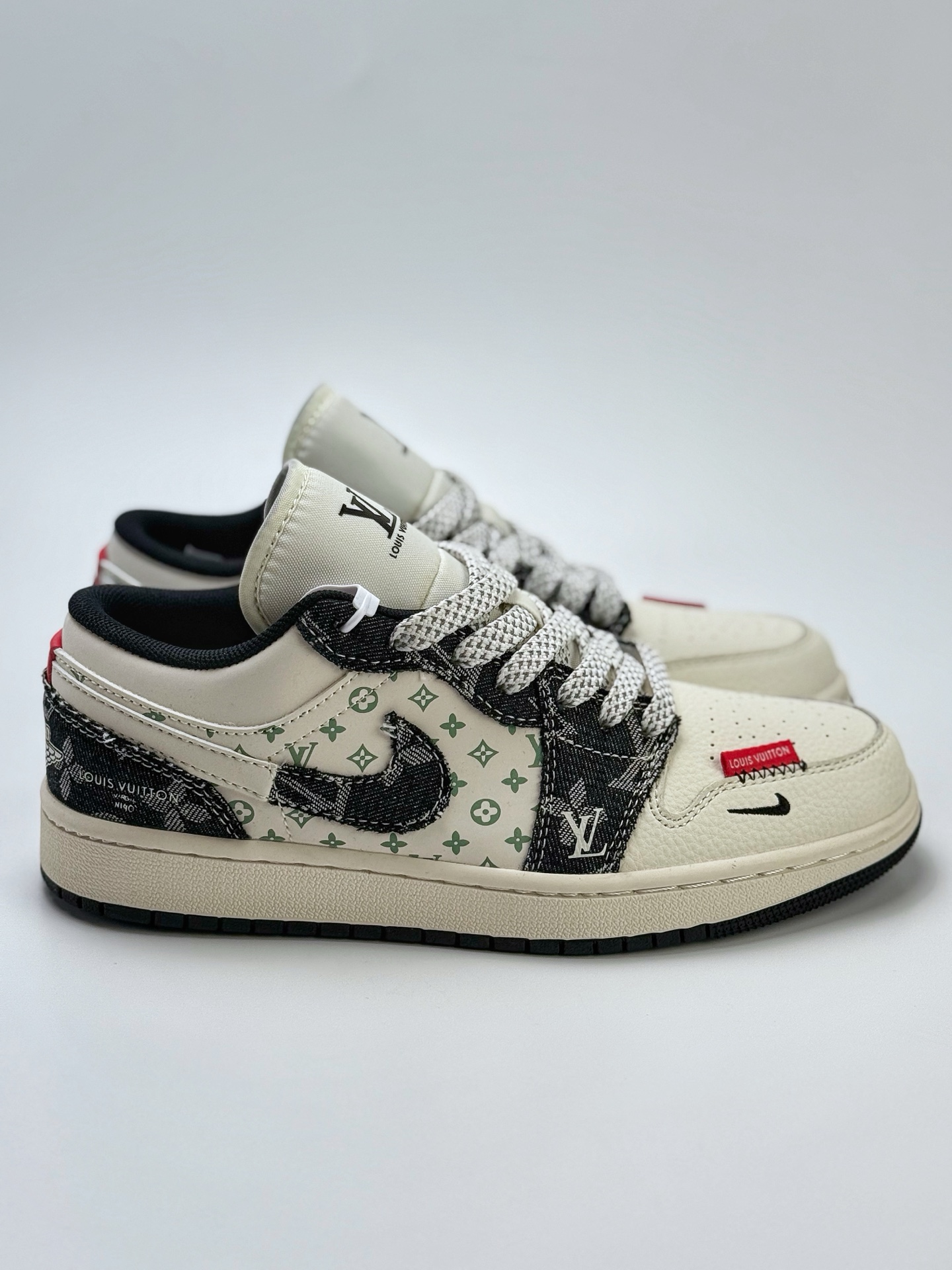 280 Air Jordan 1 Retro Low x Louis Vuitton 白黑牛仔小钩满天星 YX5066-332
