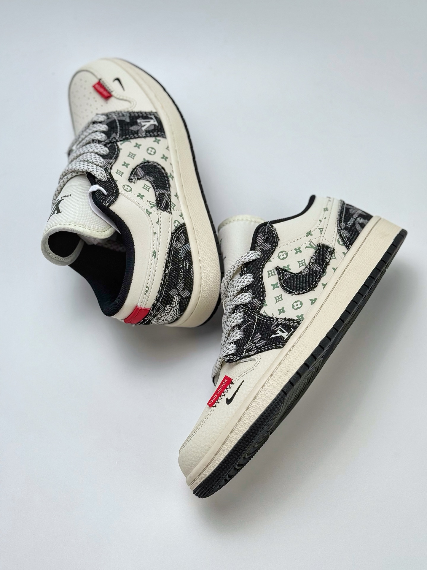 280 Air Jordan 1 Retro Low x Louis Vuitton 白黑牛仔小钩满天星 YX5066-332