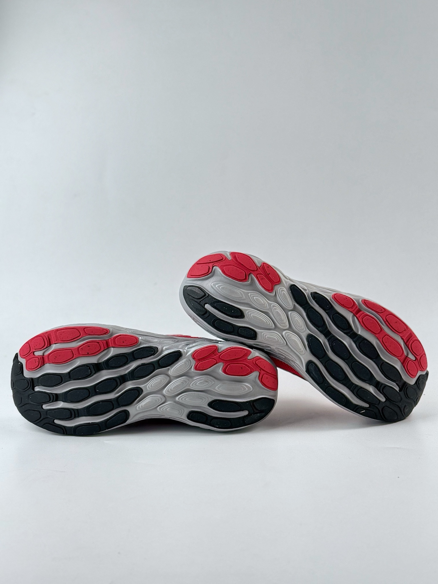 220 New Balance NB Fresh Foam Evoz 舒适耐磨低帮跑步鞋 UTRNGN