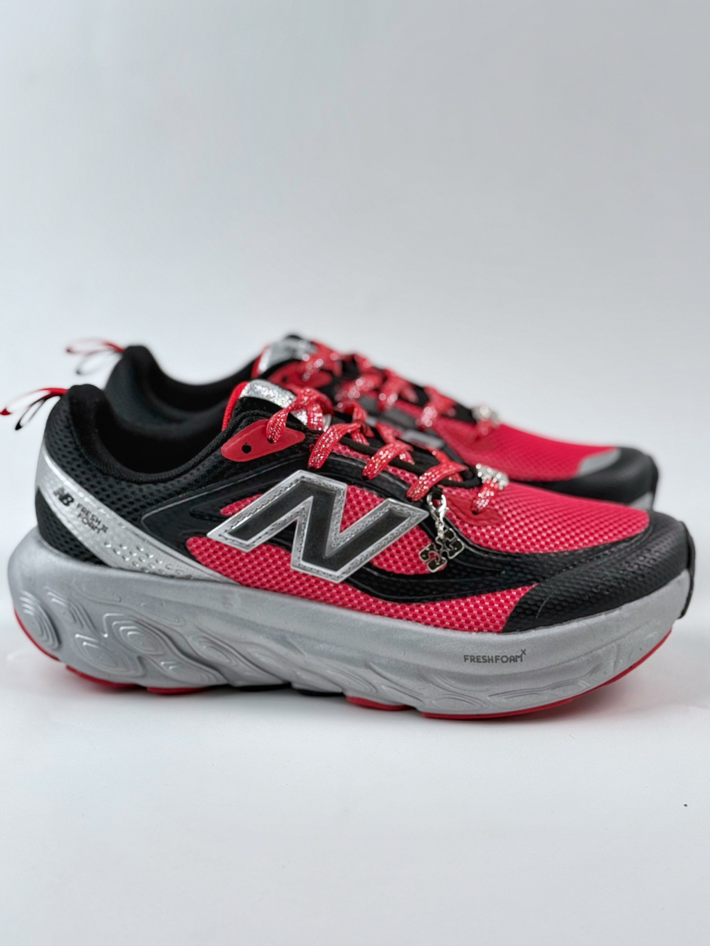 220 New Balance NB Fresh Foam Evoz 舒适耐磨低帮跑步鞋 UTRNGN