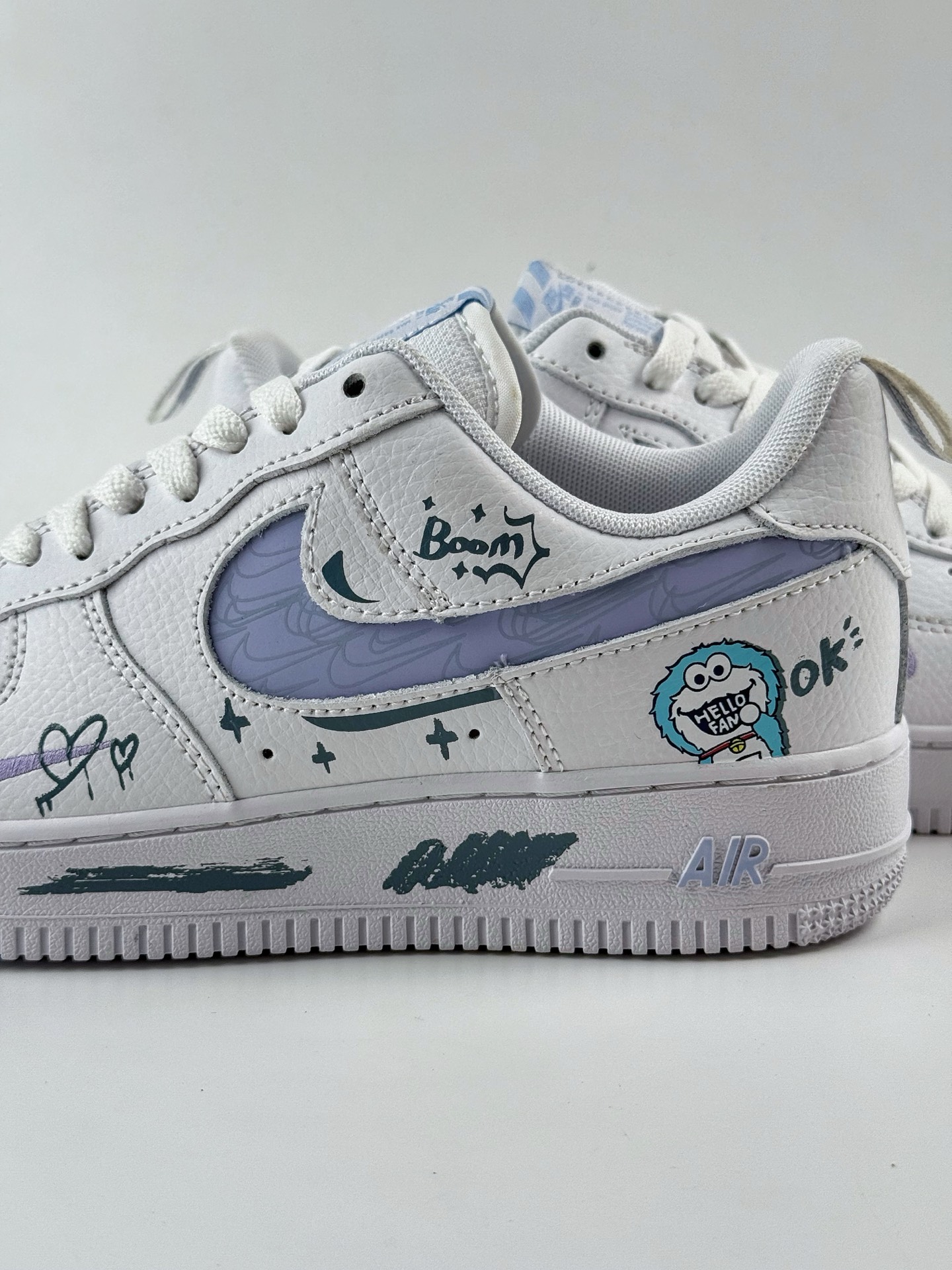260 Nike Air Force 1 Low 07 白紫 叮当猫涂鸦 FB8971-080