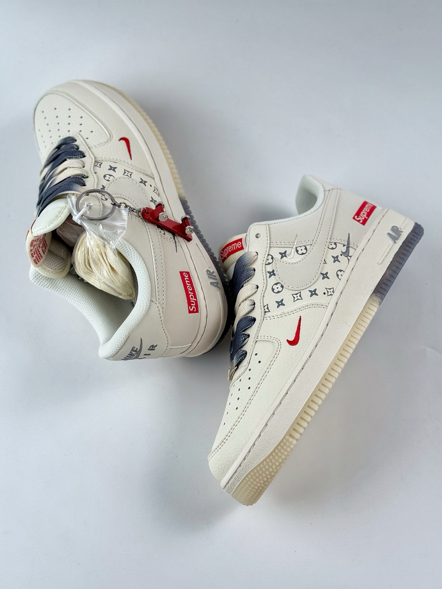 260 Nike Air Force 1 Low 07 x Supreme 白灰红三小钩 HH7518-077