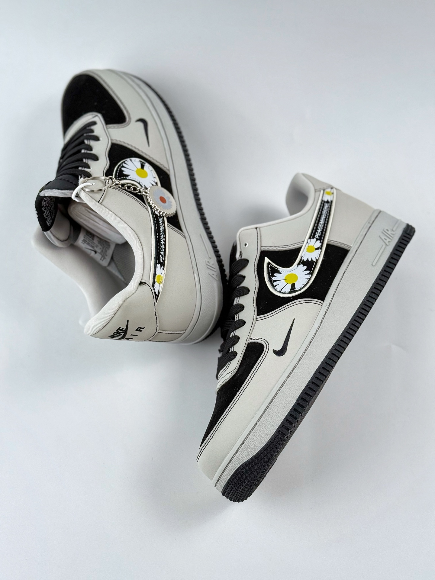 260 Nike Air Force 1 Low 07 x Peaceminusone 雏菊灰黑小钩 DF0188-055