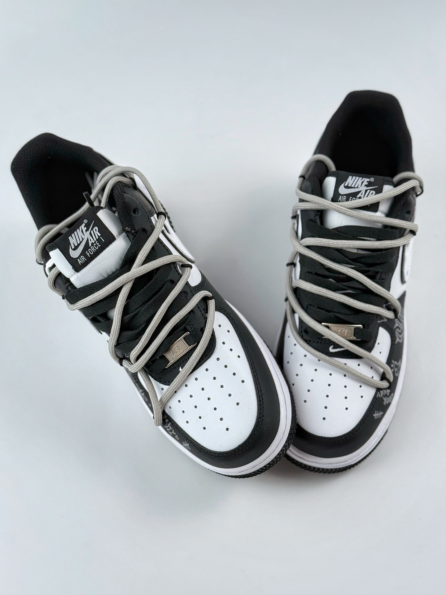 260 Nike Air Force 1 Low 07 解构风 黑白绑带涂鸦 ZH0316-071