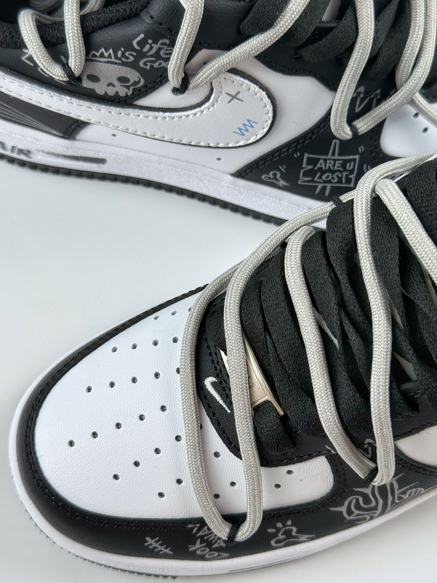 260 Nike Air Force 1 Low 07 解构风 黑白绑带涂鸦 ZH0316-071
