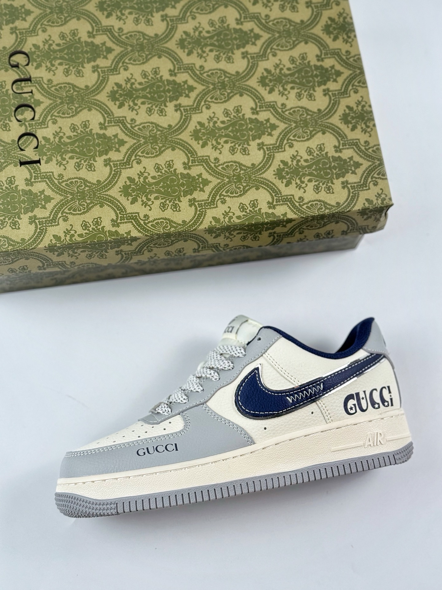 260 Nike Air Force 1 Low 07 x GUCCI 白灰蓝满天星 XS1958-543