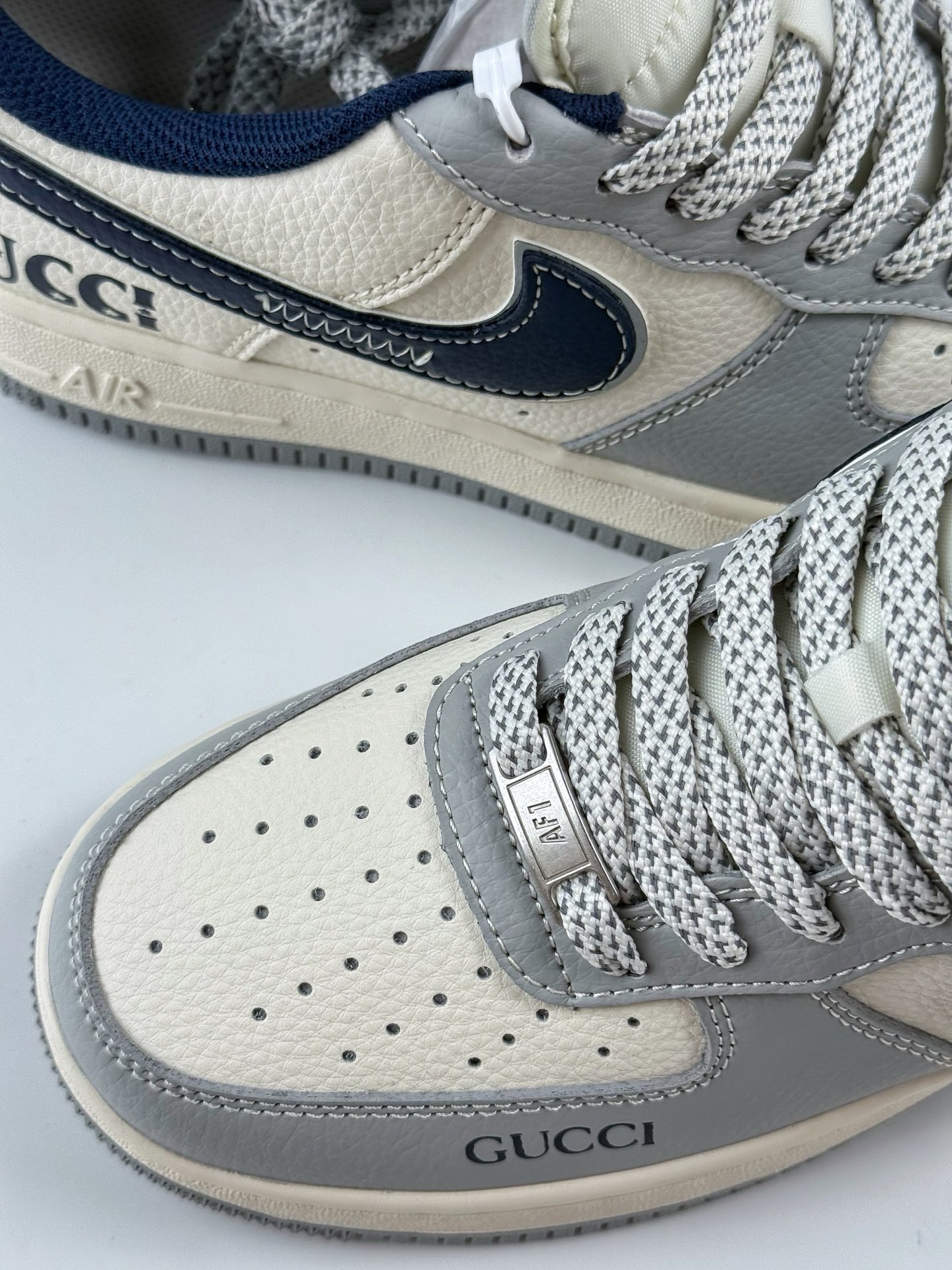 260 Nike Air Force 1 Low 07 x GUCCI 白灰蓝满天星 XS1958-543