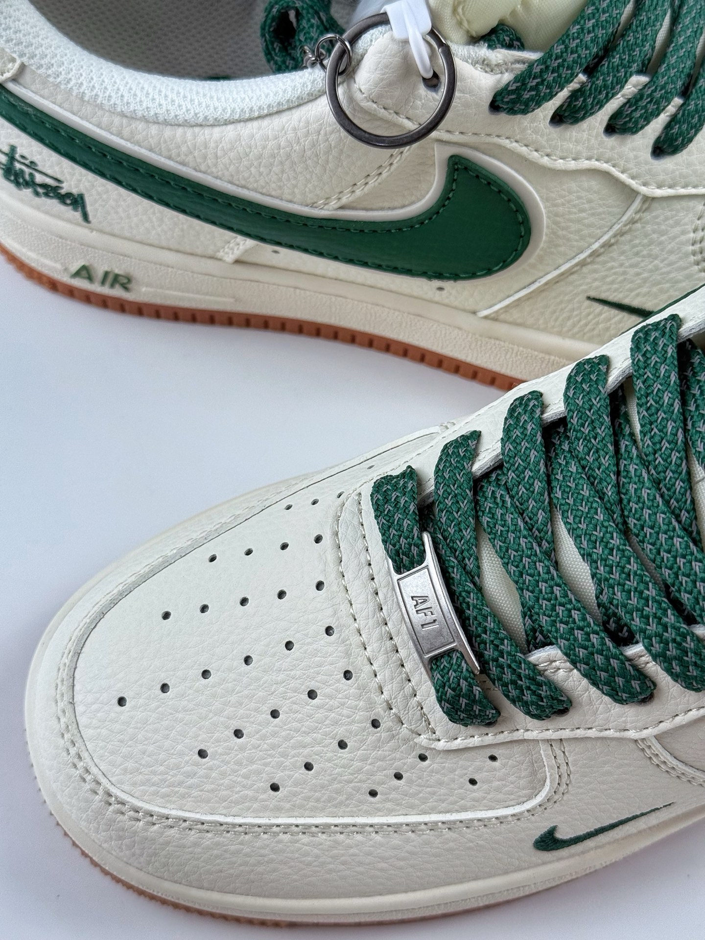 260 Nike Air Force 1 Low 07 x Stussy 白绿小钩满天星 XX3168-138