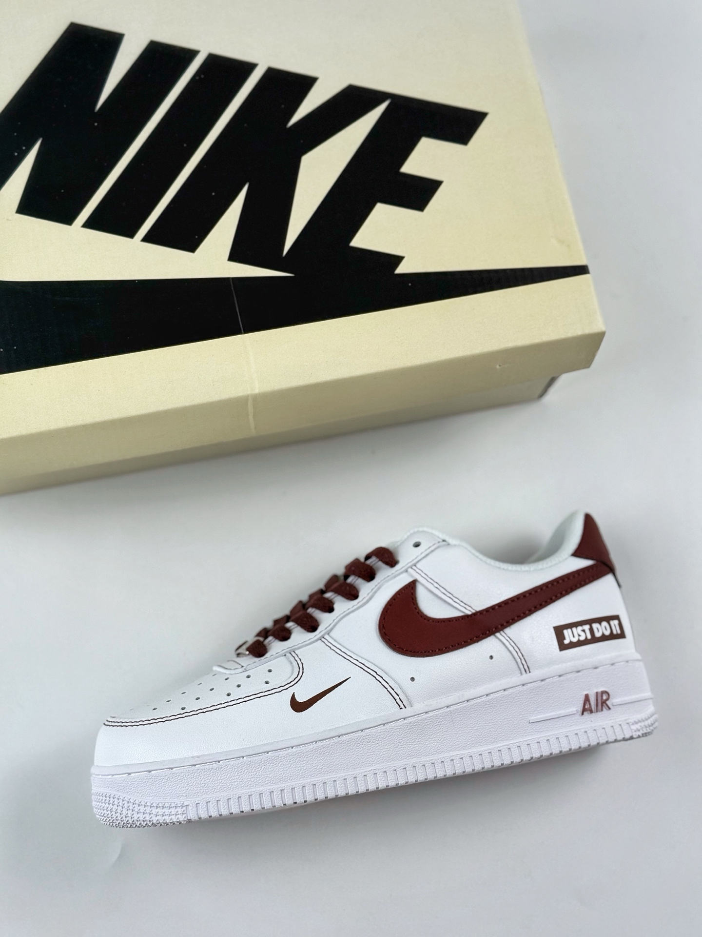 240 Nike Air Force 1 Low 07 Just Do It 白酒红小钩 CW2288-027