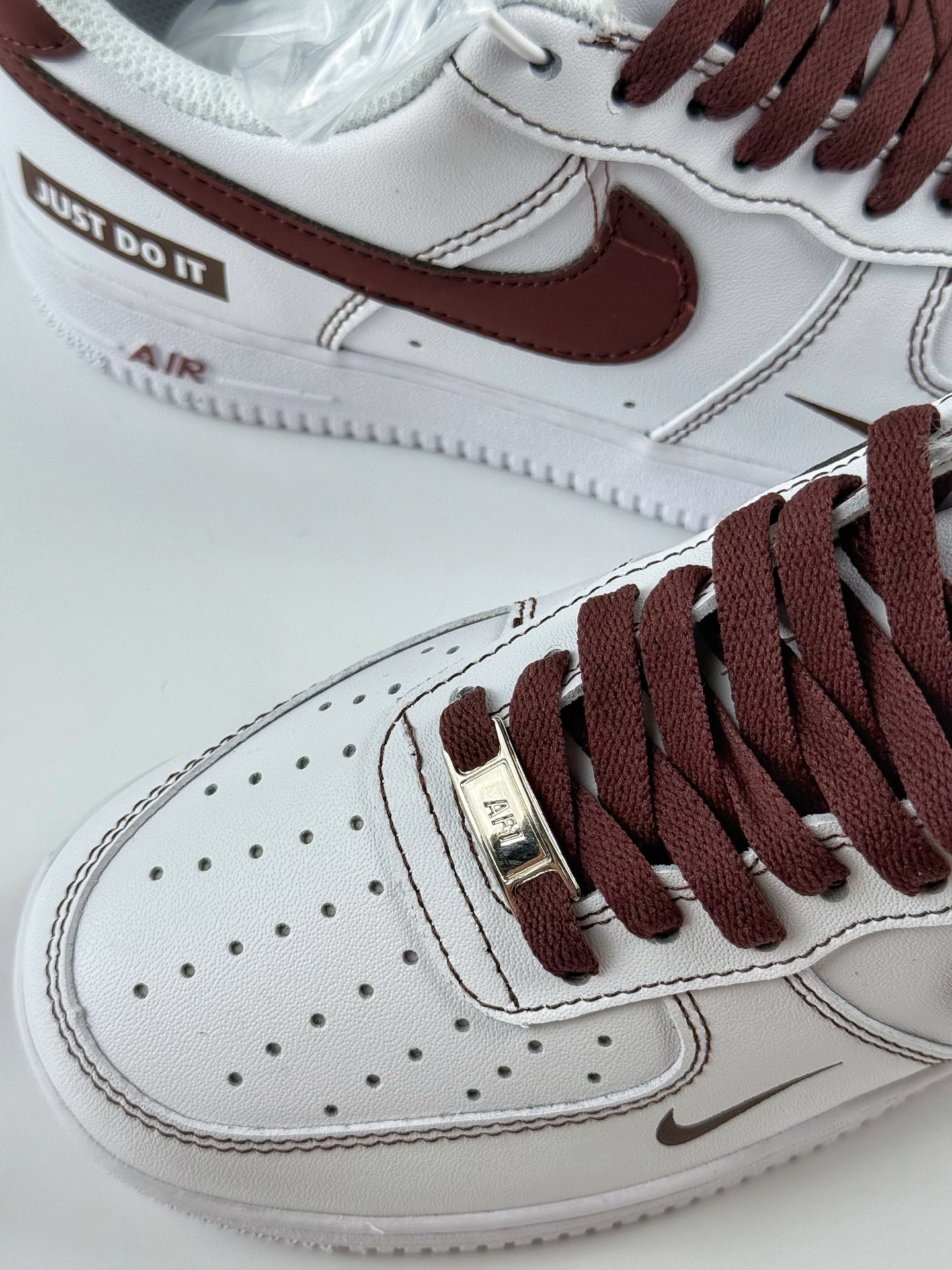 240 Nike Air Force 1 Low 07 Just Do It 白酒红小钩 CW2288-027