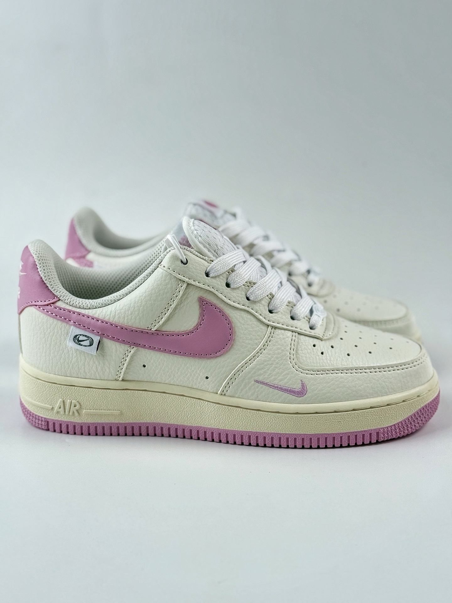 220 Nike Air Force 1 Low 07 白粉小钩 CW2288-111