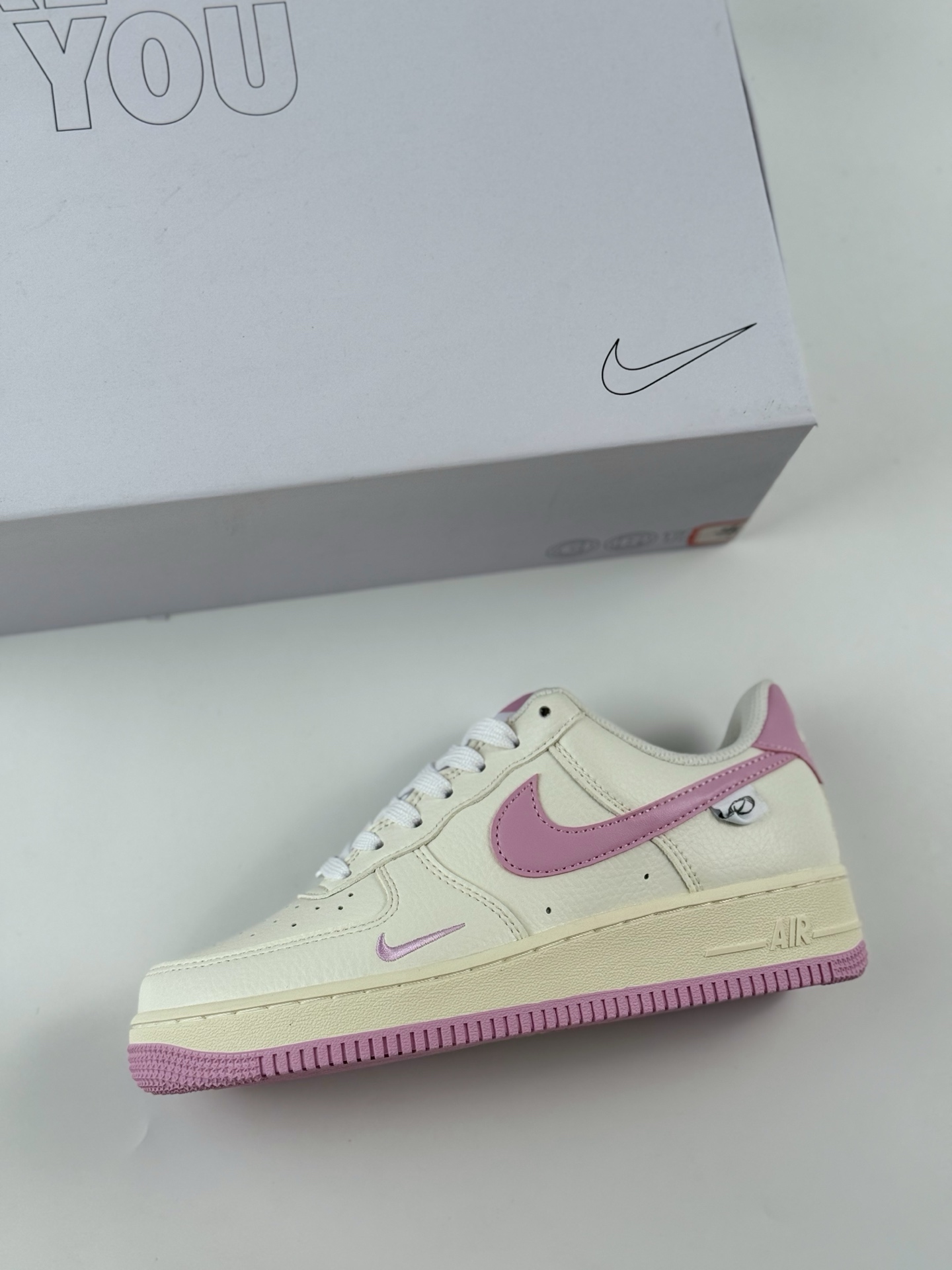 220 Nike Air Force 1 Low 07 白粉小钩 CW2288-111