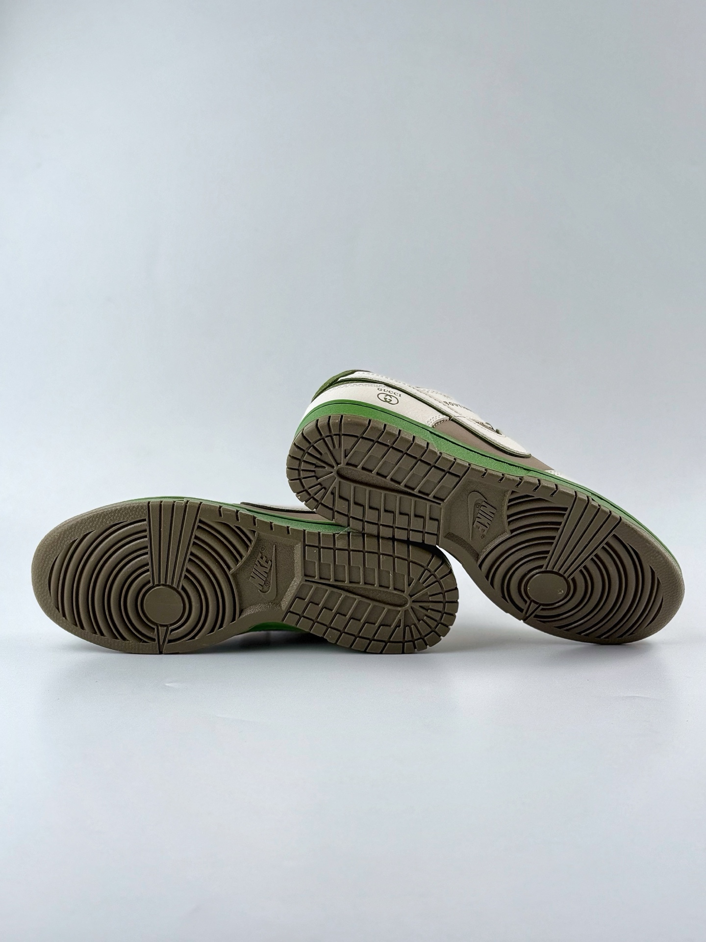 240 Nike SB Dunk Low x GUCCI 白棕绿小钩 XY2026-150