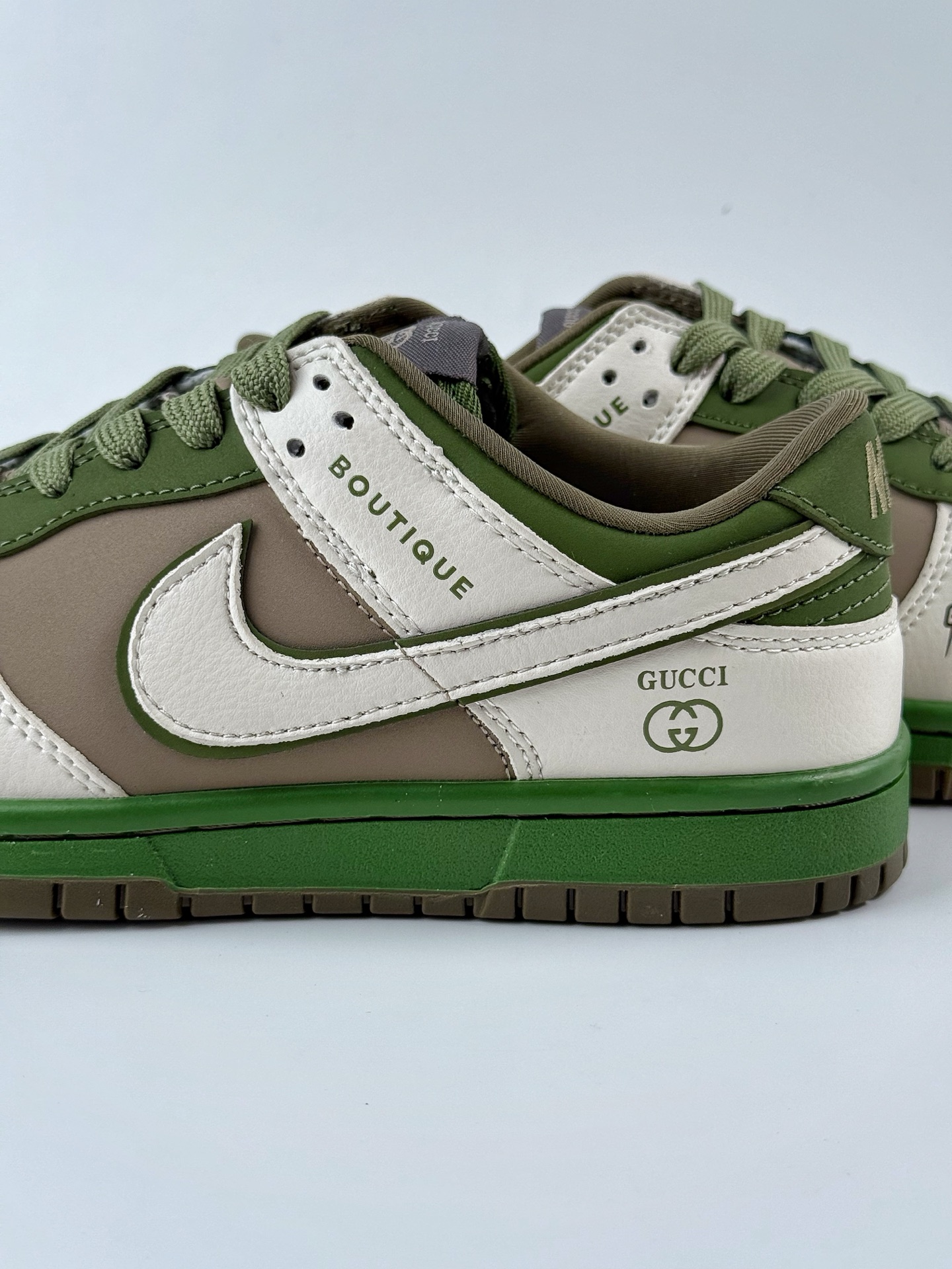 240 Nike SB Dunk Low x GUCCI 白棕绿小钩 XY2026-150