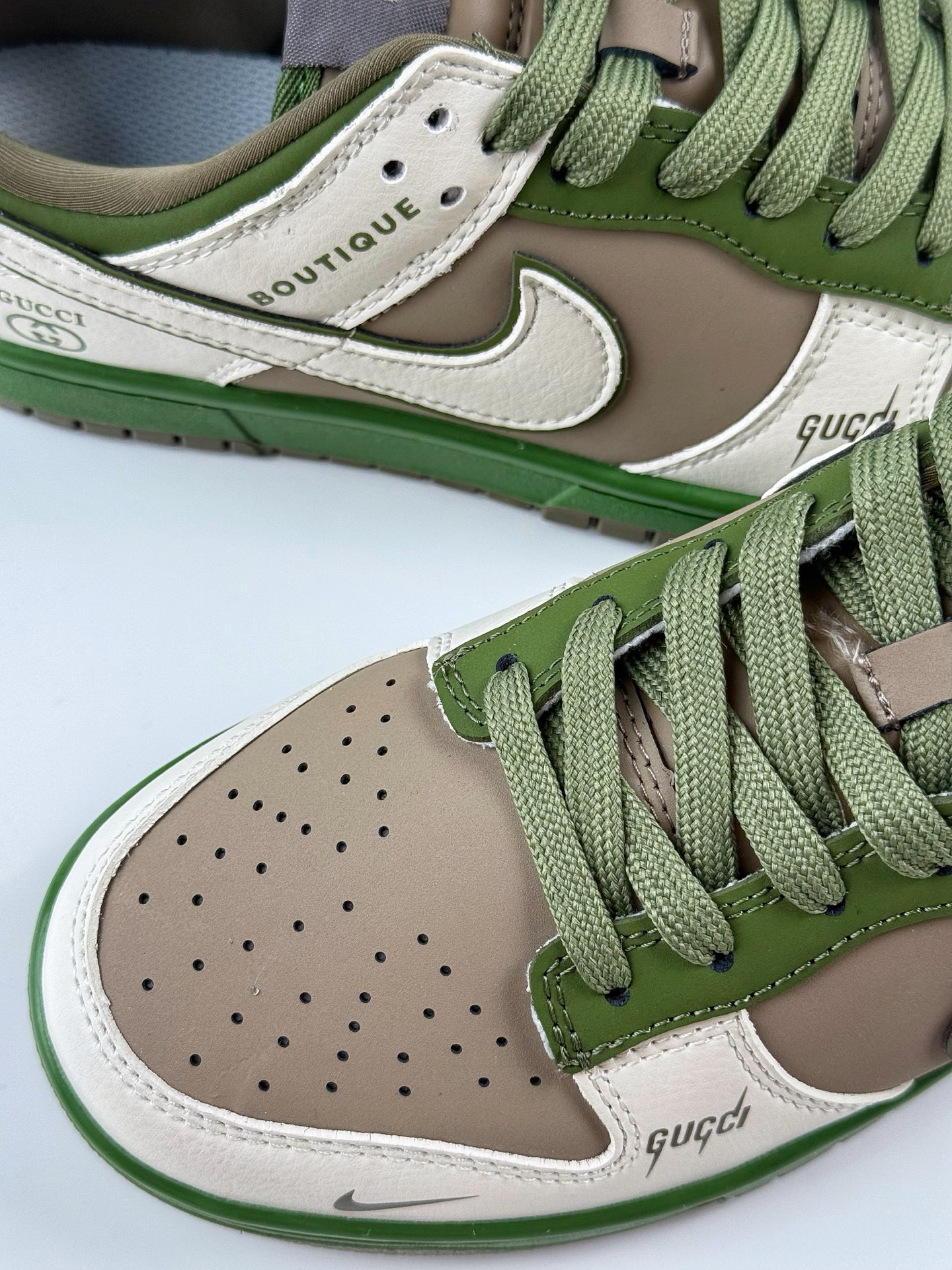 240 Nike SB Dunk Low x GUCCI 白棕绿小钩 XY2026-150