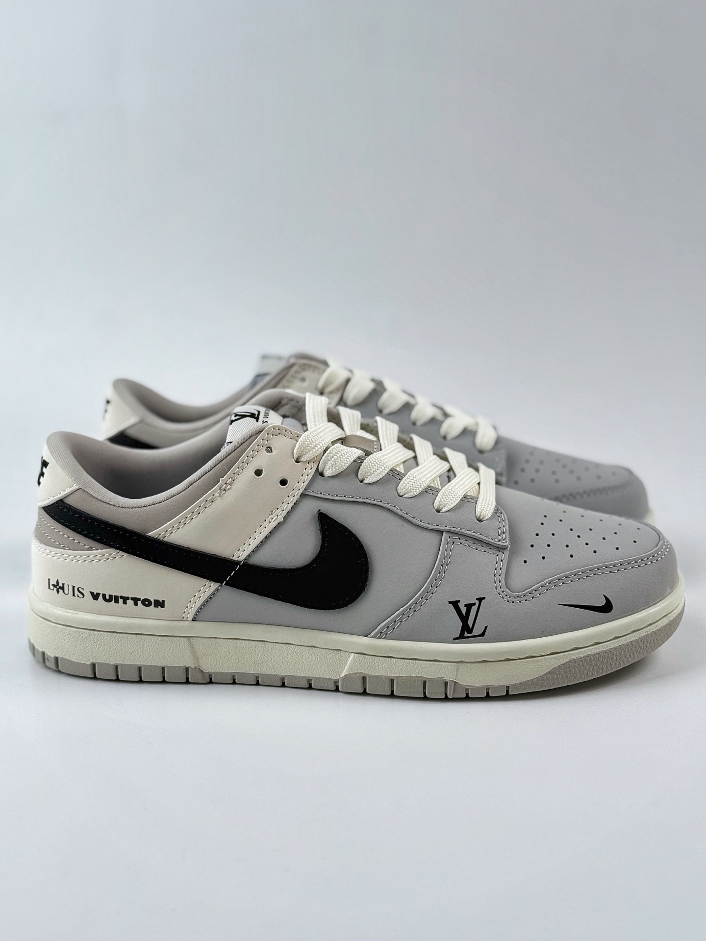 240 Nike SB Dunk Low x Louis Vuitton 灰黑小钩 XY2026-153