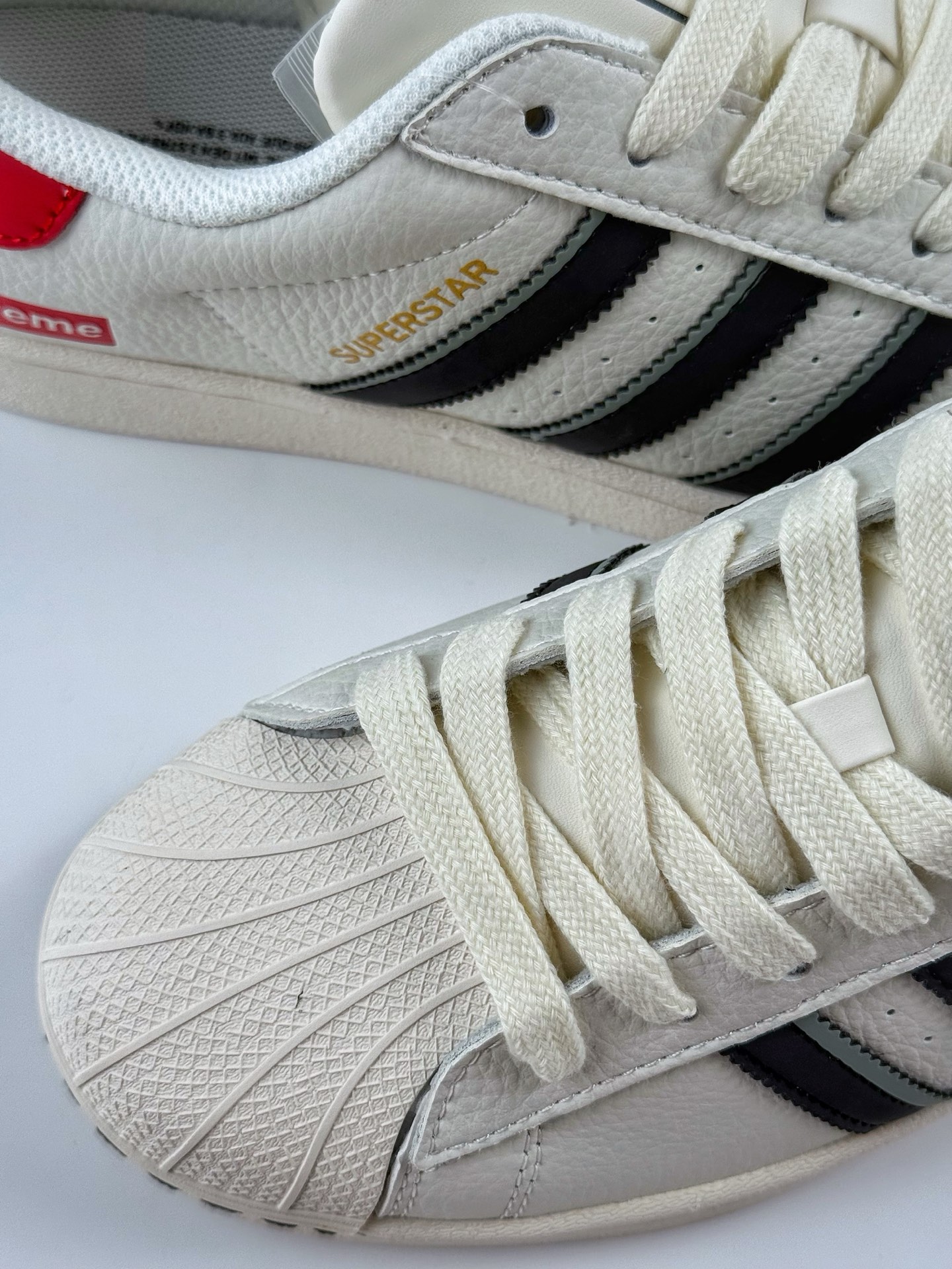 220 AD Originals Superstar x Supreme 白蓝红 JY8905