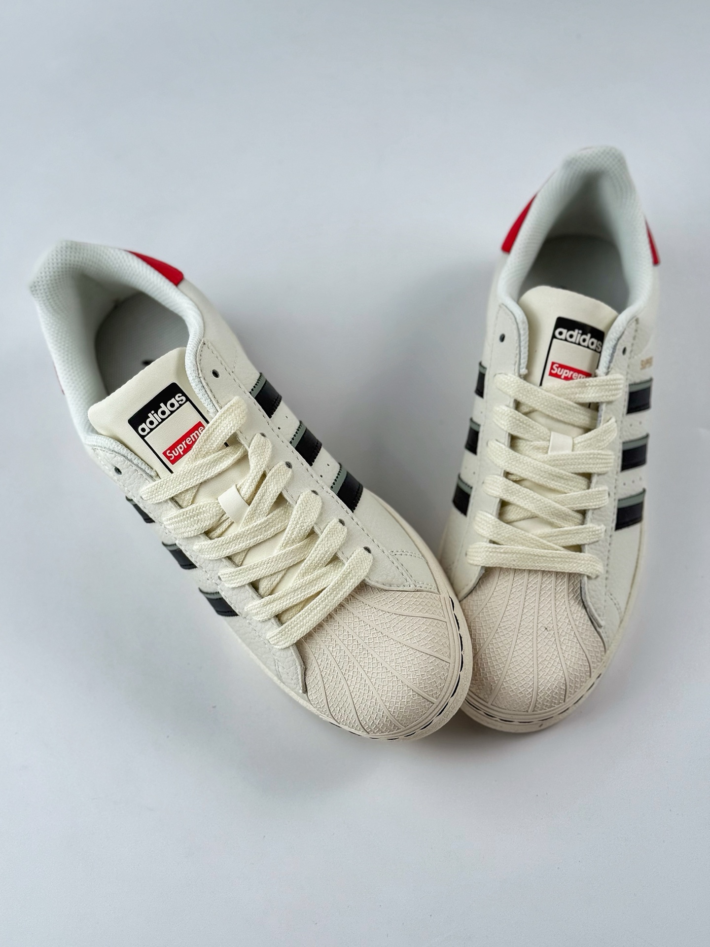220 AD Originals Superstar x Supreme 白蓝红 JY8905